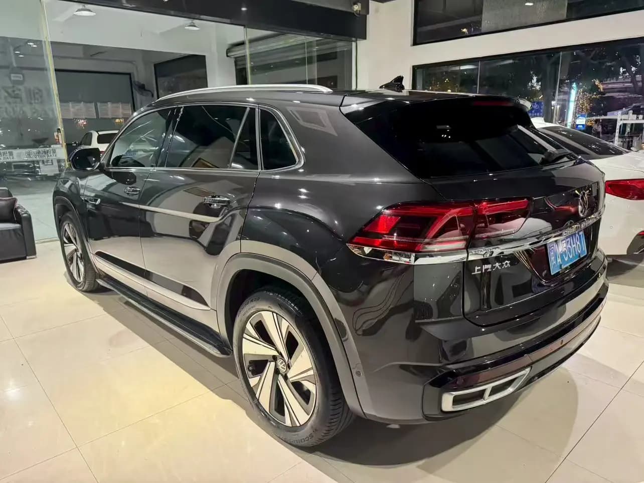 Volkswagen Teramont 2021 г. 62031 км. — фото 4