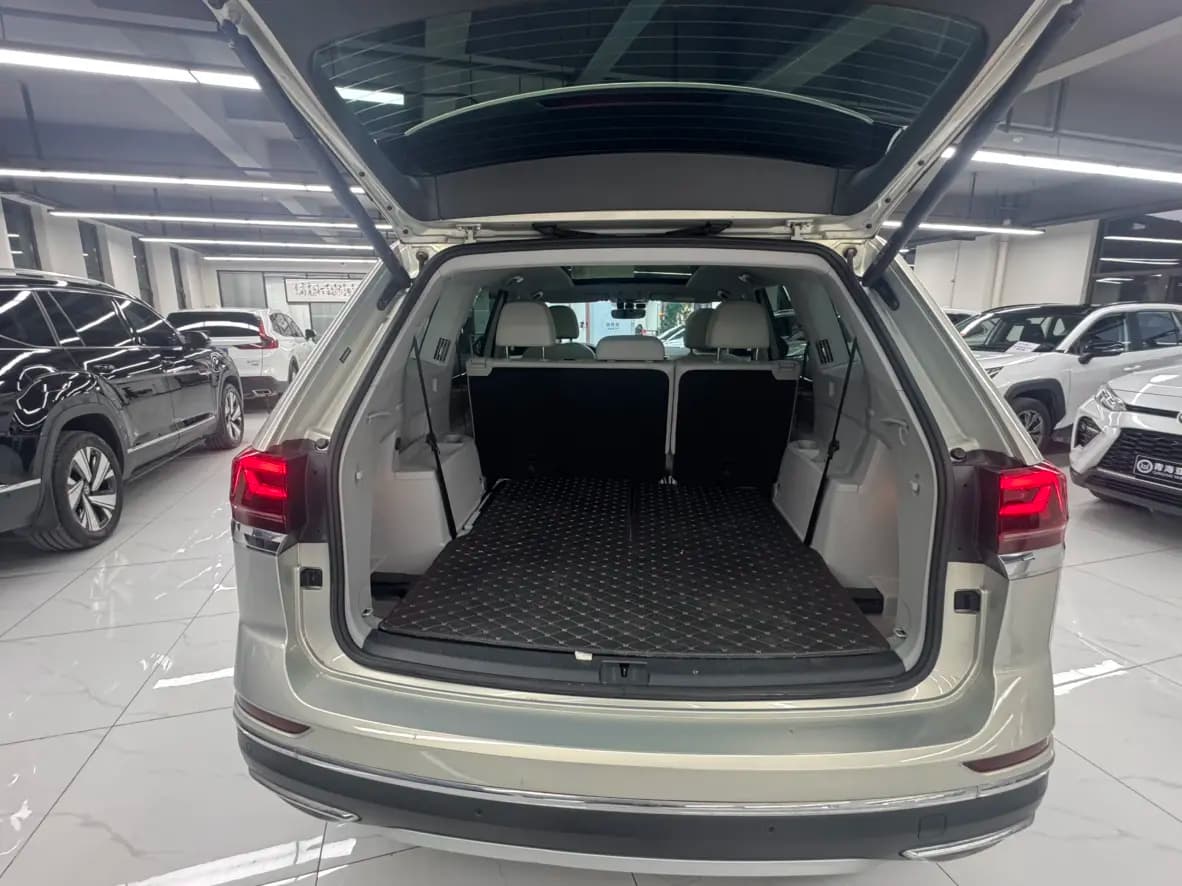 Volkswagen Teramont 2022 г. 44033 км. — фото 15