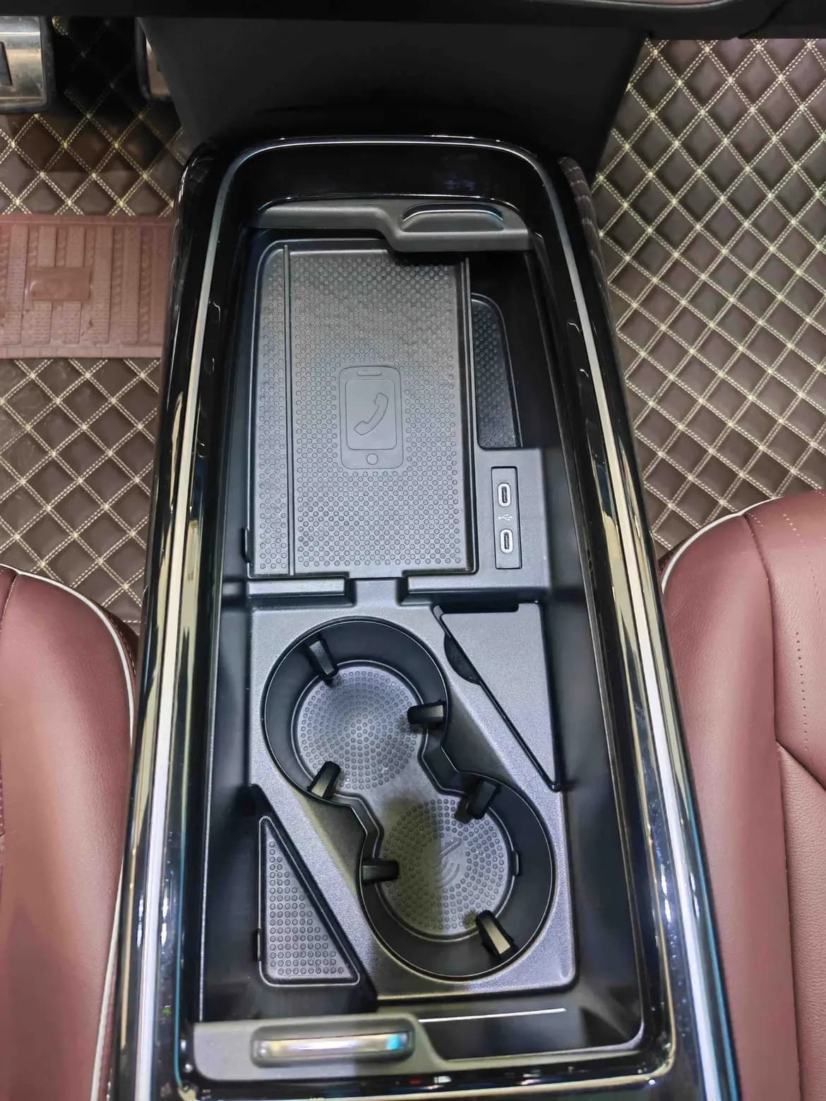 Volkswagen ID.6X 2022 г. 118079 км. — фото 15