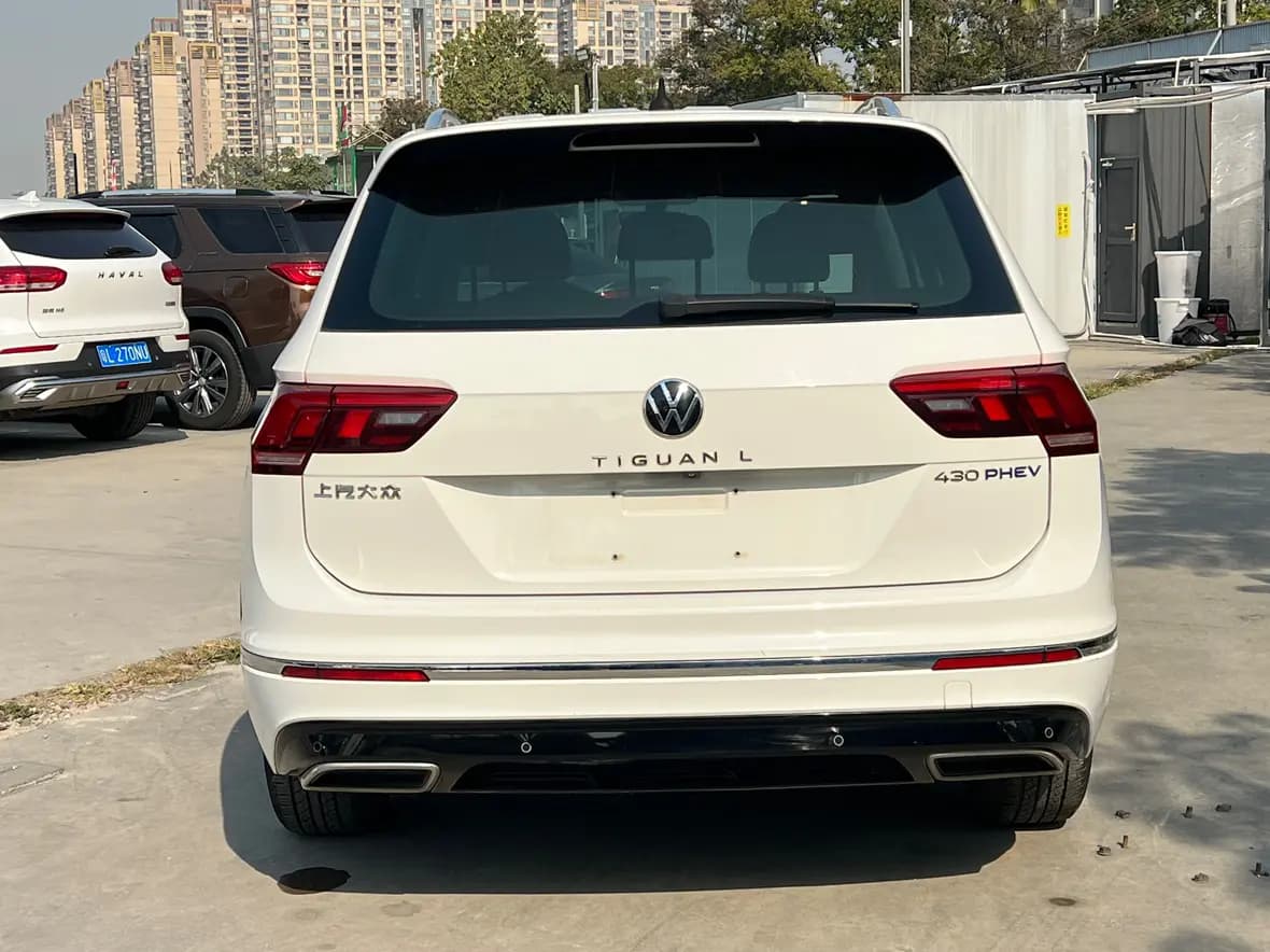 Volkswagen Tiguan L PHEV 2021 г. 96068 км. — фото 3