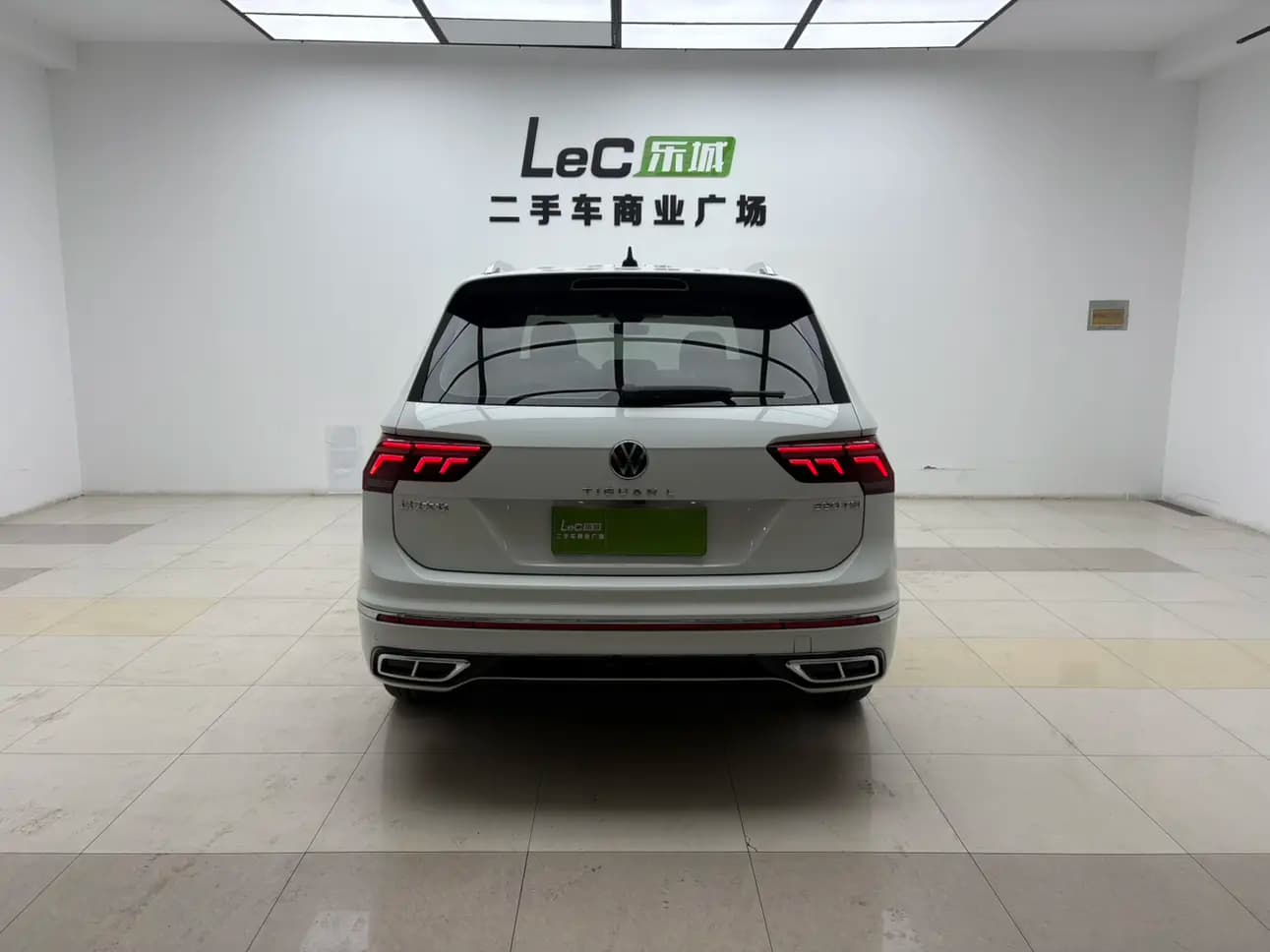 Volkswagen Tiguan L 2023 г. 39070 км. — фото 6