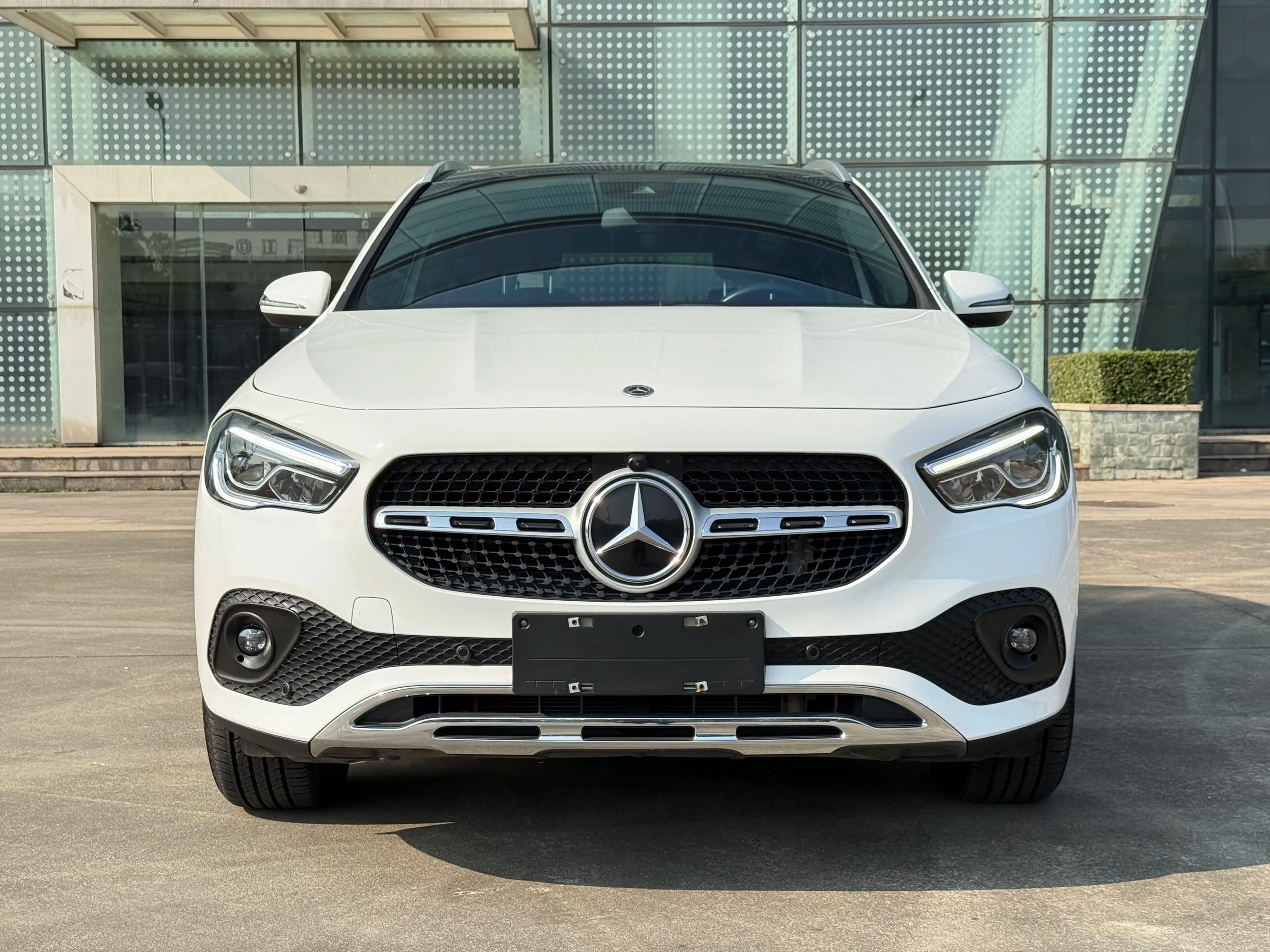 Mercedes-Benz GLA 2022 г. 43063 км. — фото 2