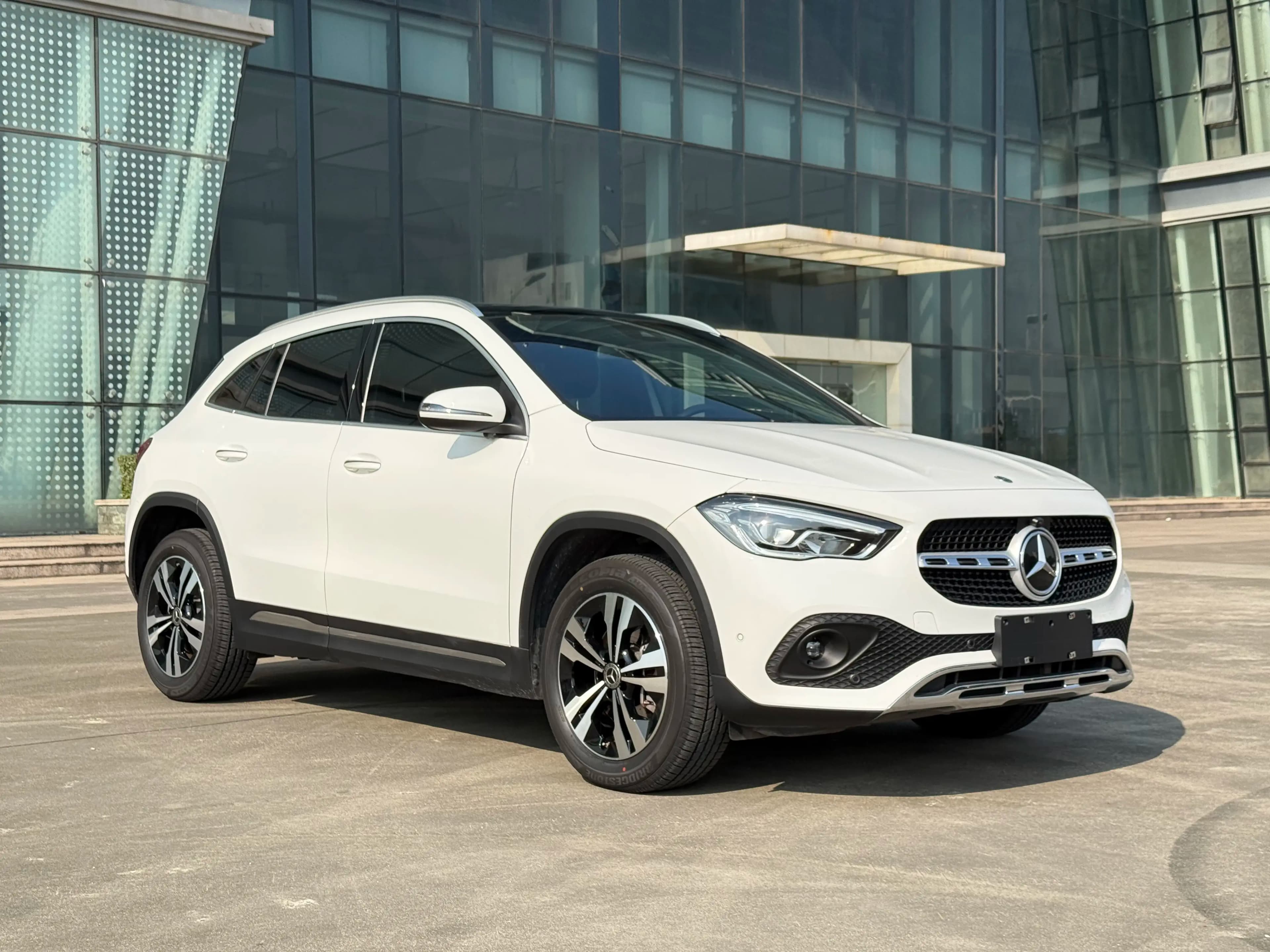 Mercedes-Benz GLA 2022 г. 43063 км. — фото 3