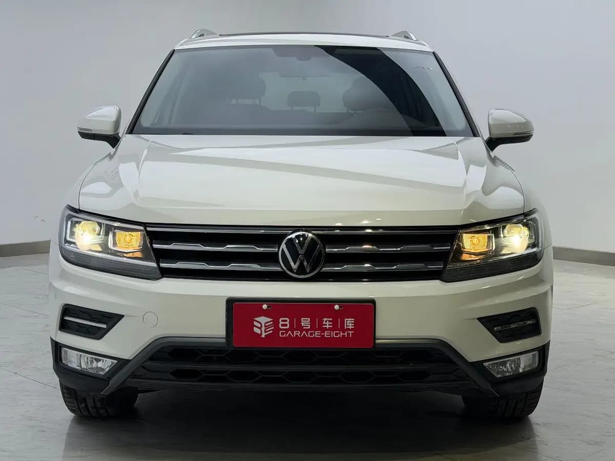 Volkswagen Tiguan L 2021 г. 51077 км. — фото 2