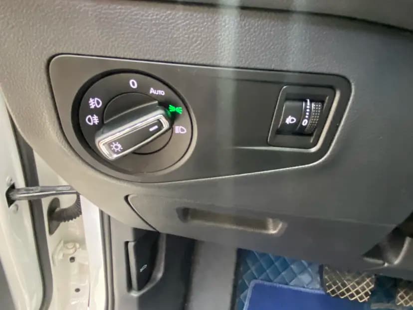 Volkswagen Tiguan L 2021 г. 49078 км. — фото 15