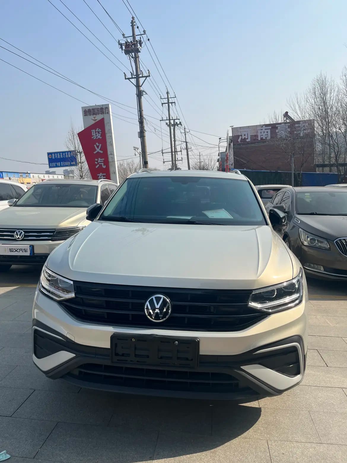 Volkswagen Tiguan L 2022 г. 30079 км. — фото 2