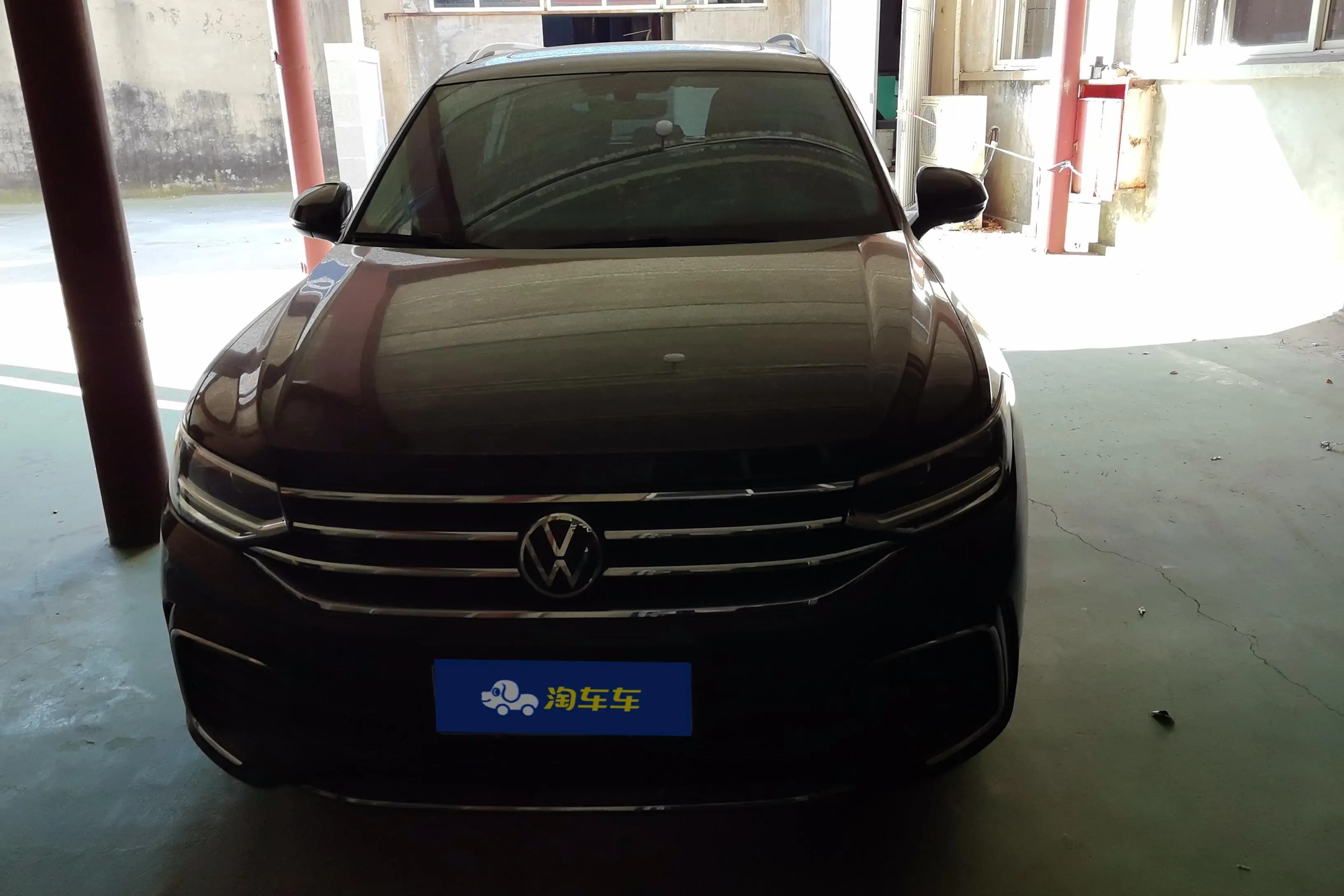 Volkswagen Tiguan L 2022 г. 10481 км. — фото 2