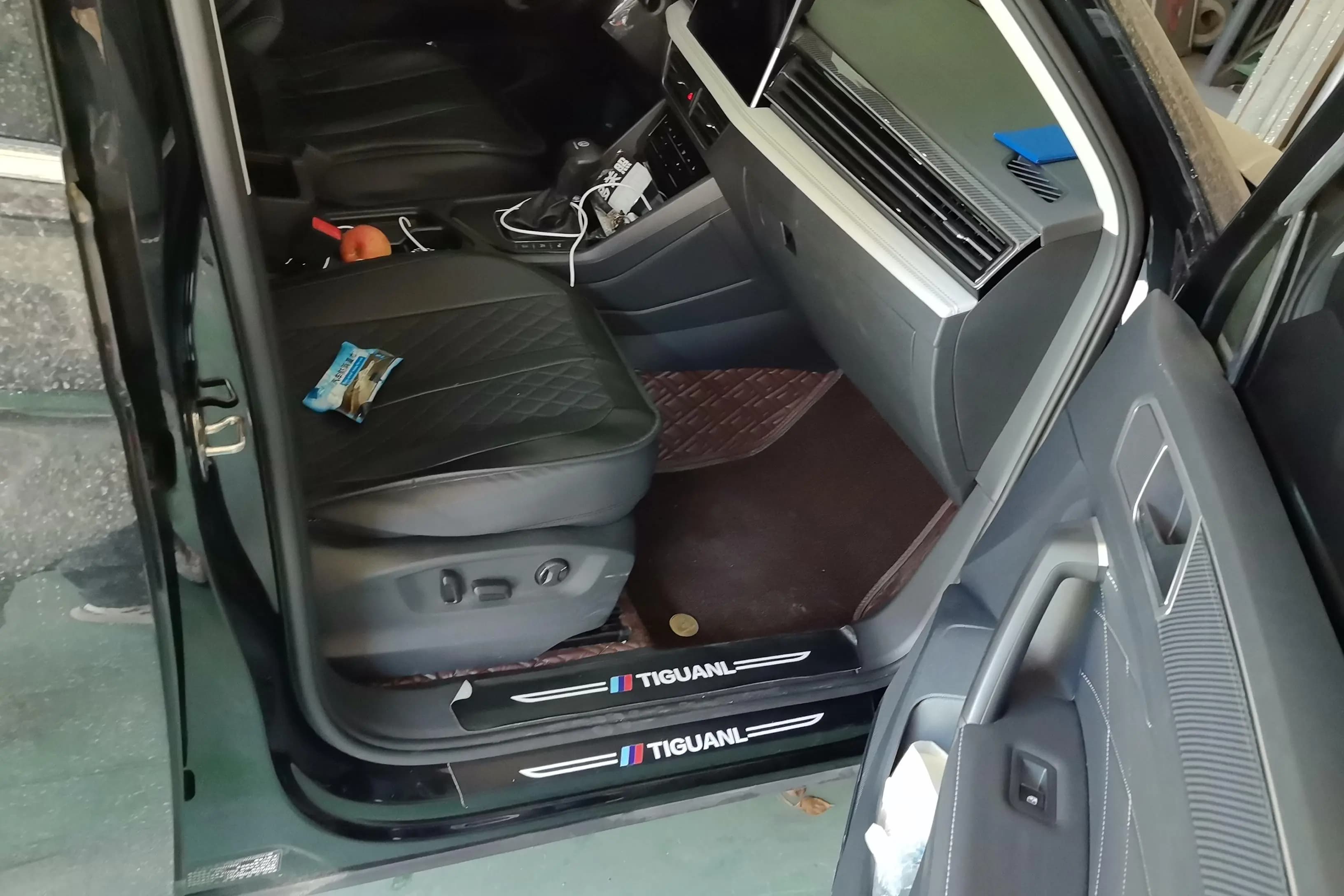 Volkswagen Tiguan L 2022 г. 10481 км. — фото 6