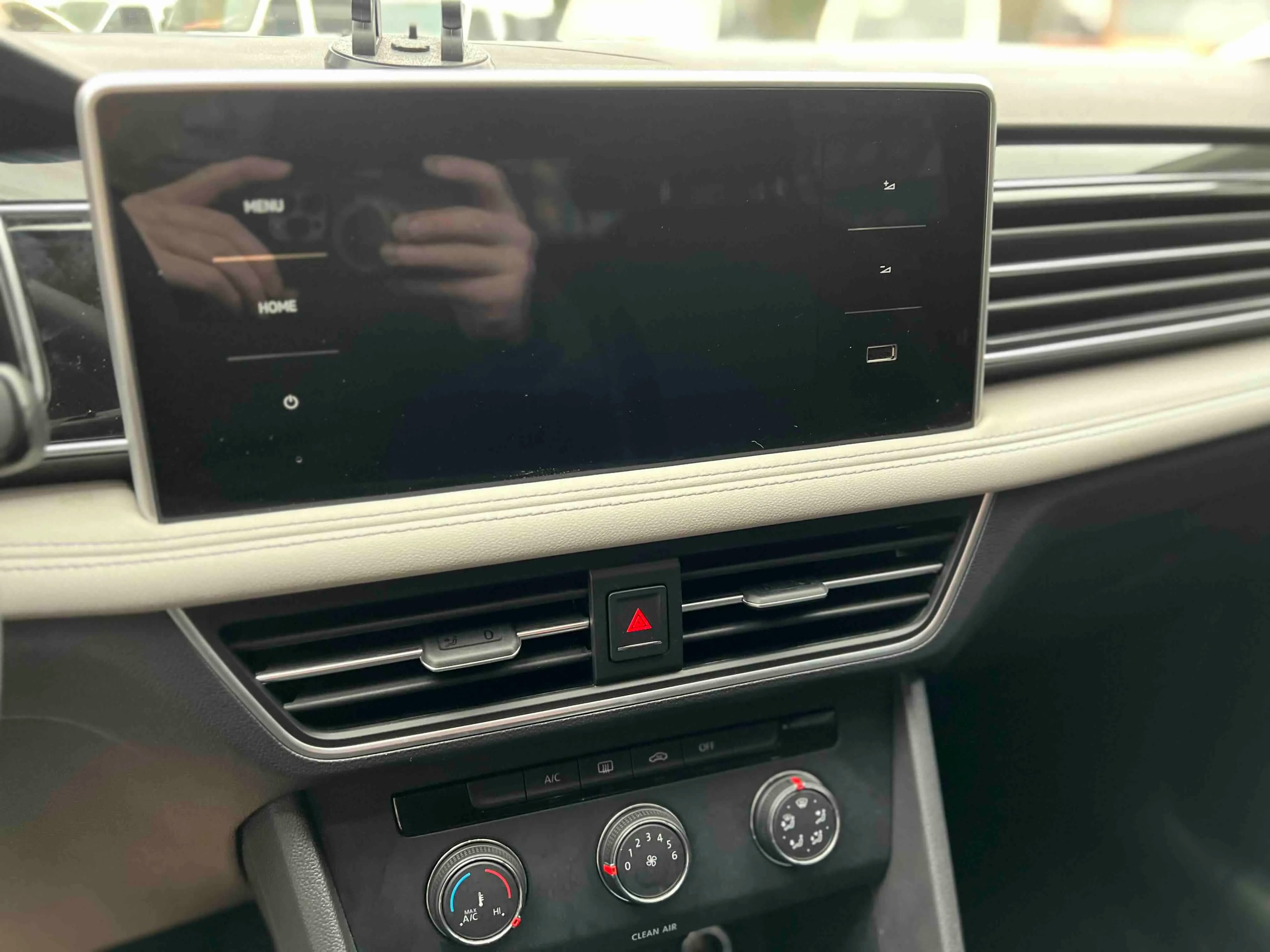Volkswagen Tiguan L 2022 г. 110086 км. — фото 10