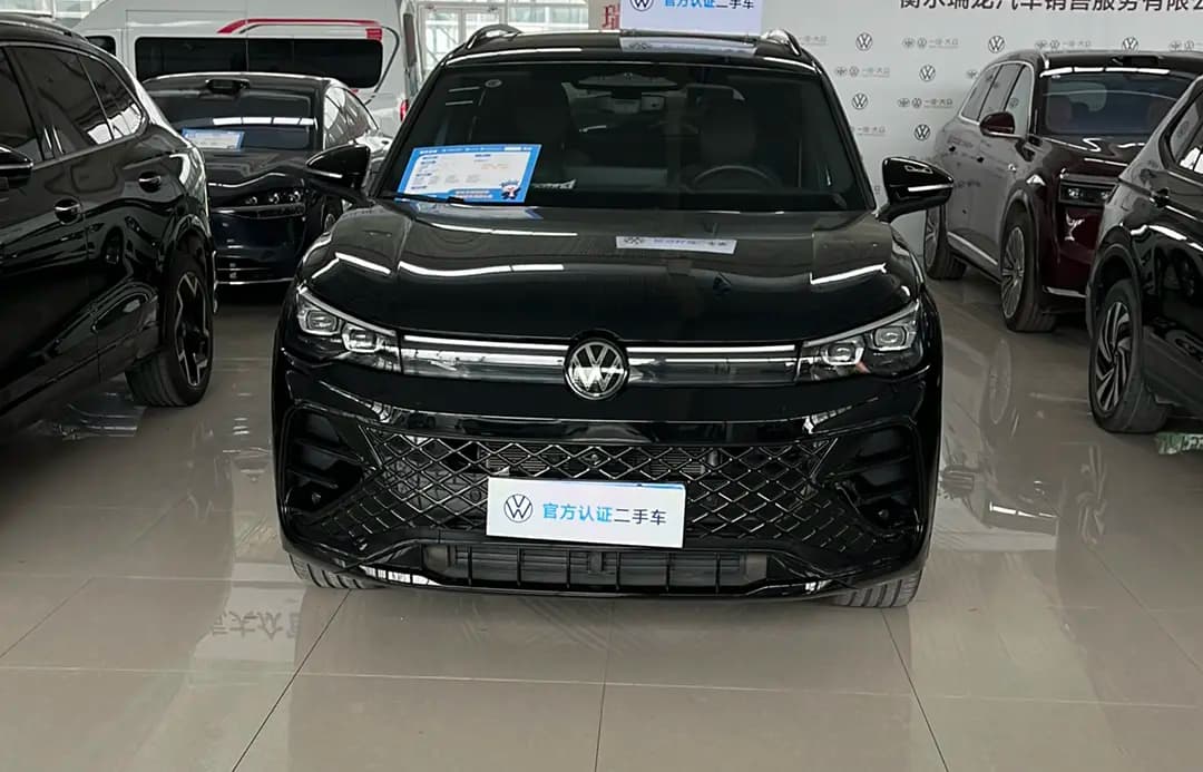 Volkswagen Tiguan L 2024 г. 6087 км. — фото 2