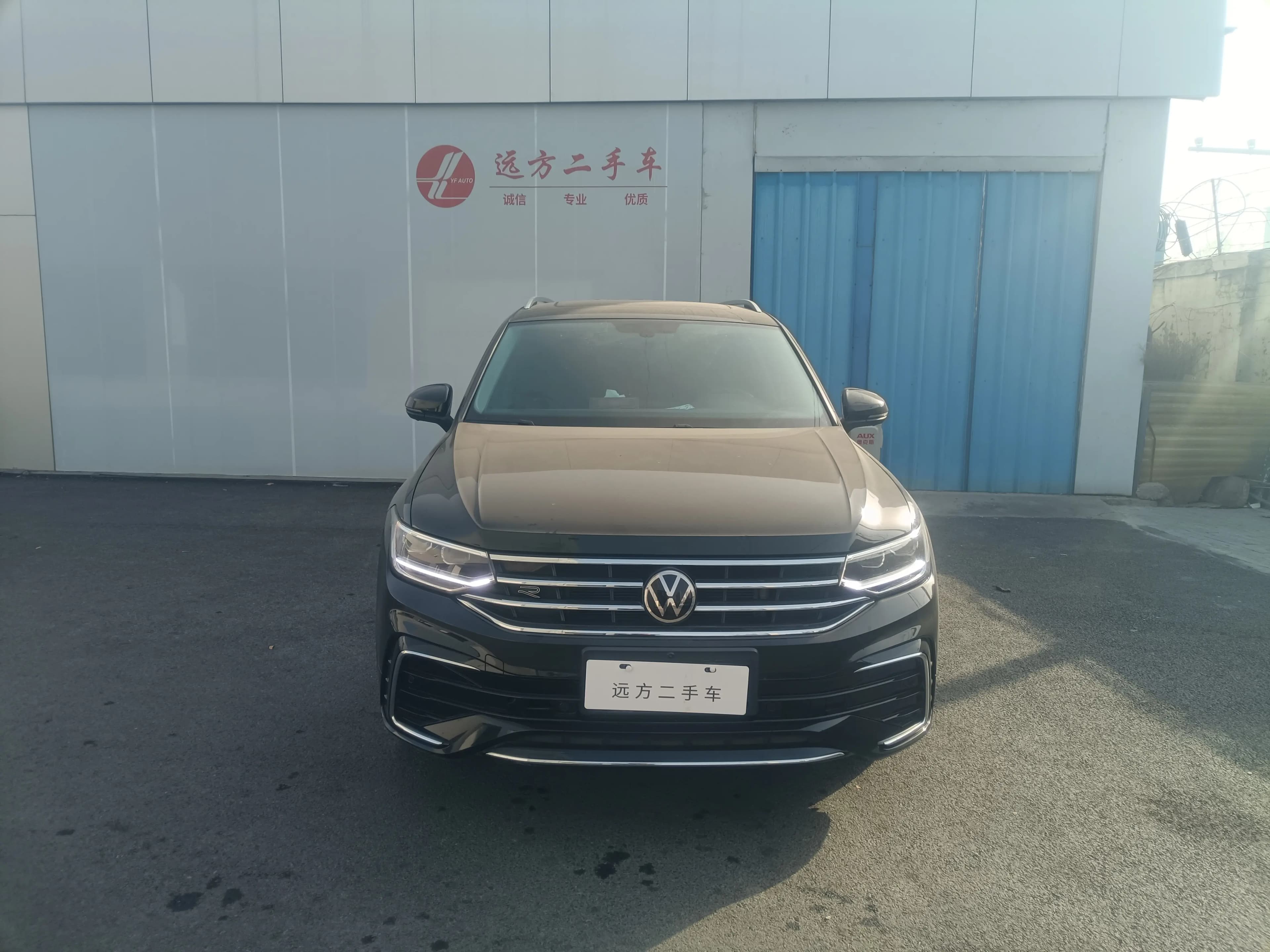 Volkswagen Tiguan L 2024 г. 27088 км. — фото 2