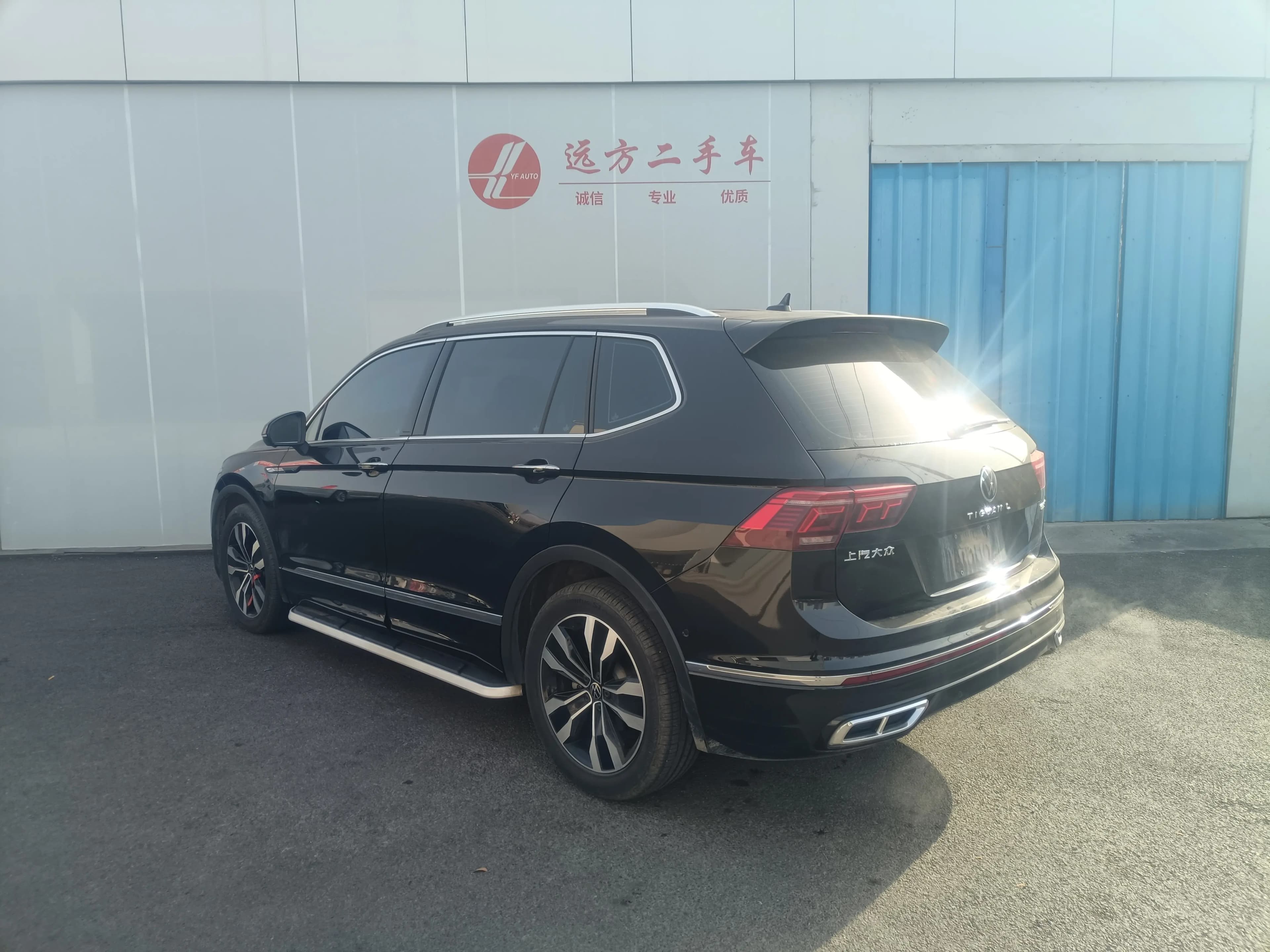 Volkswagen Tiguan L 2024 г. 27088 км. — фото 3