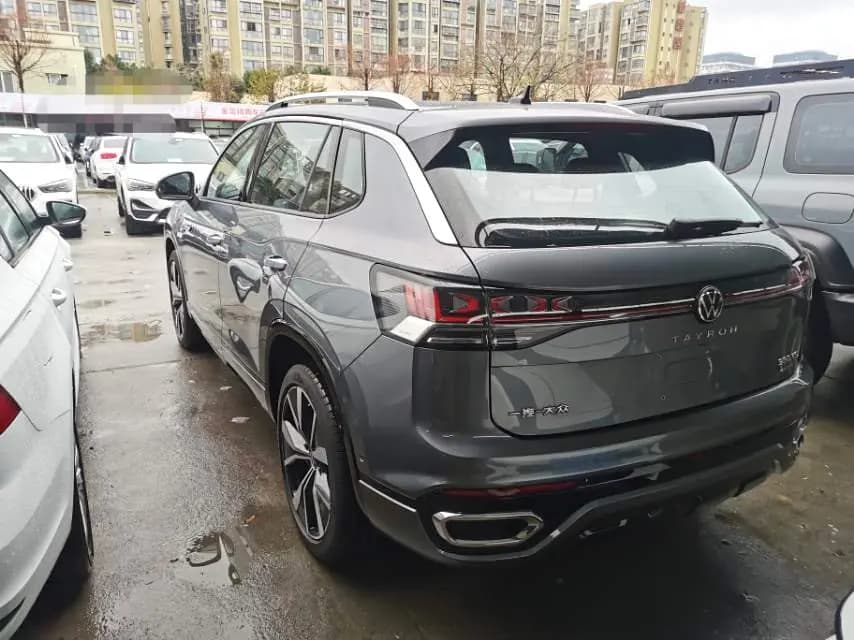 Volkswagen Tayron 2023 г. 5000 км. — фото 2