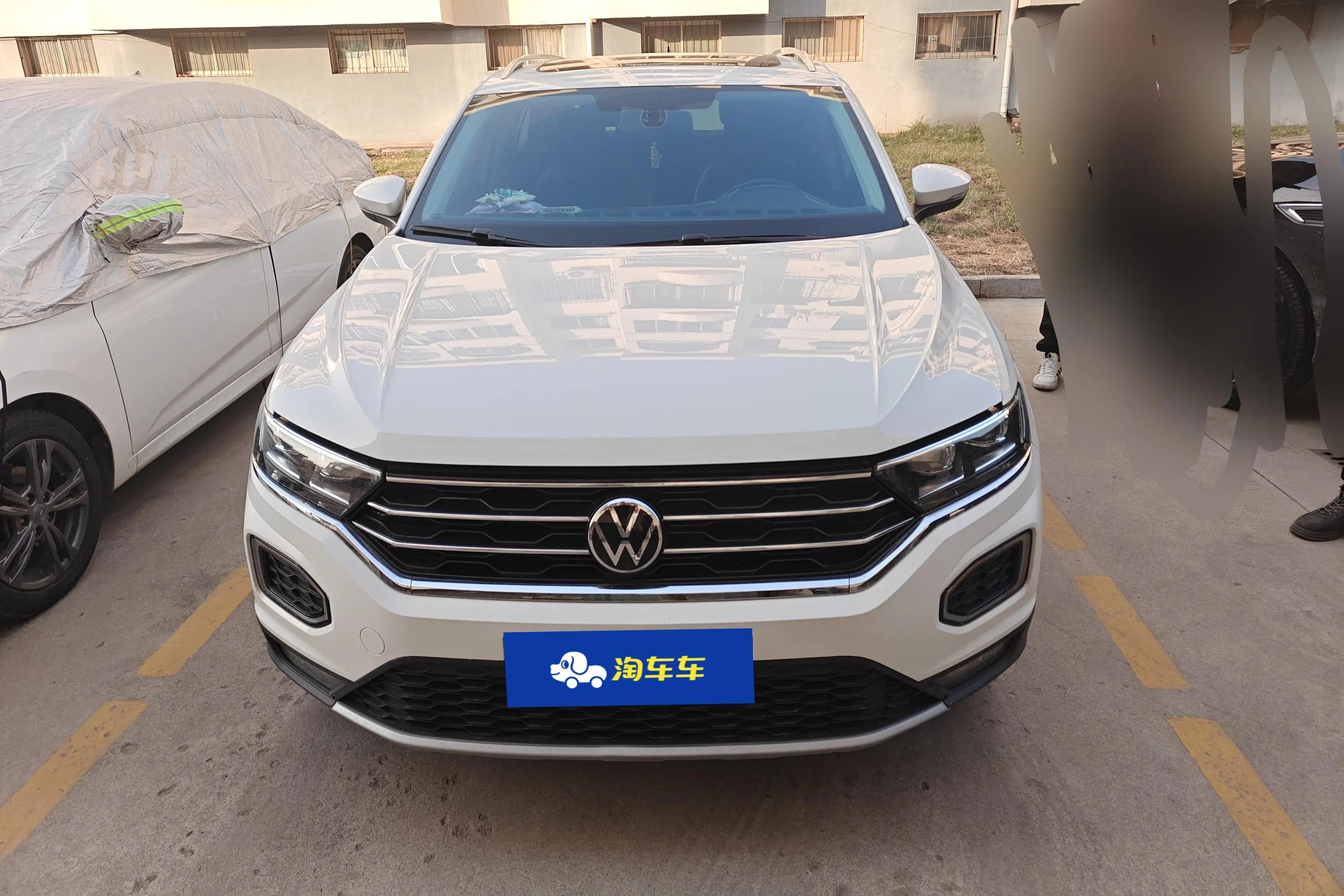 Volkswagen T-Roc 2022 г. 65418 км. — фото 2