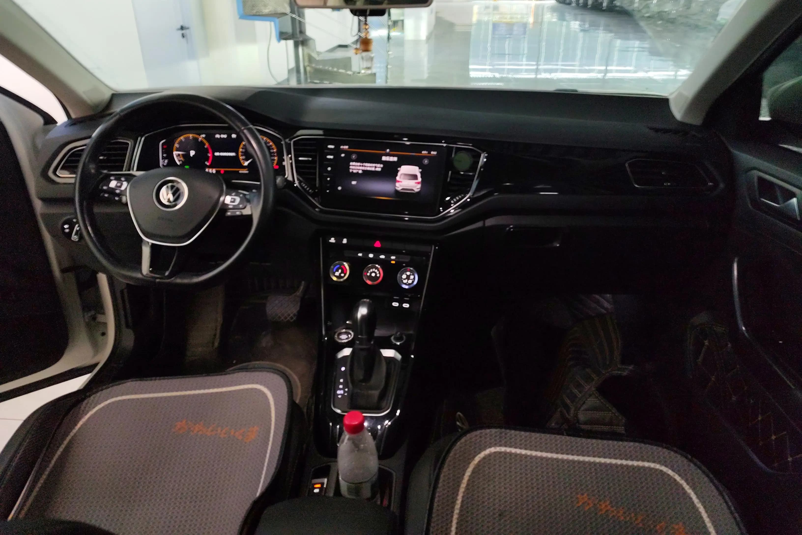 Volkswagen T-Roc 2022 г. 65418 км. — фото 11