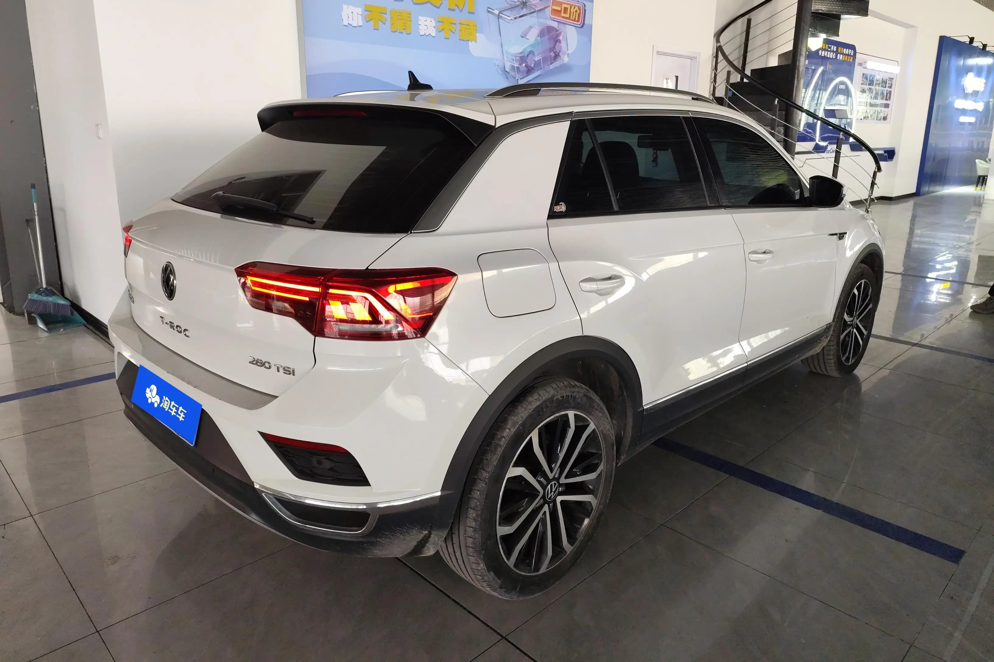 Volkswagen T-Roc 2022 г. 65418 км. — фото 3