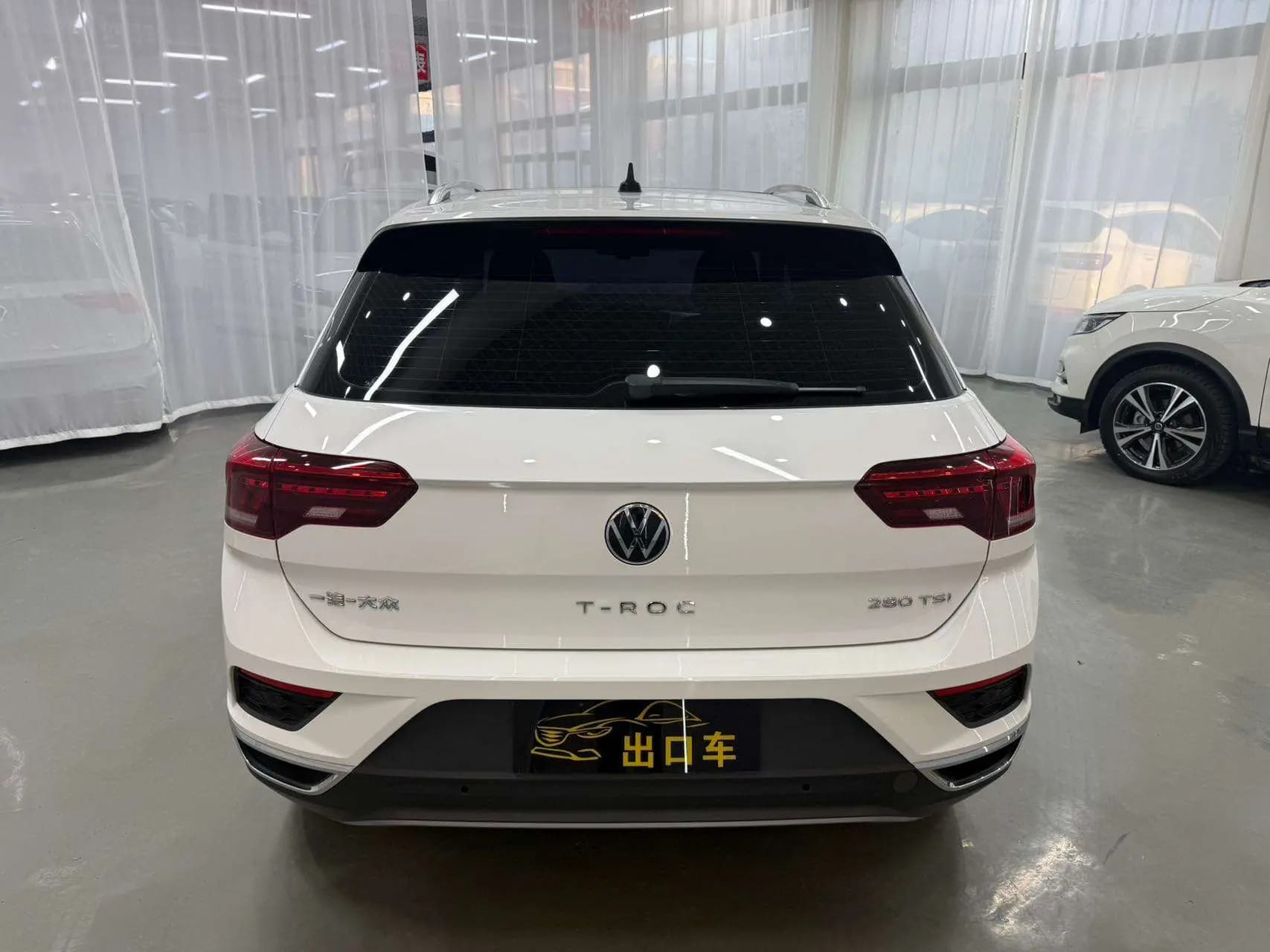 Volkswagen T-Roc 2023 г. 28019 км. — фото 5
