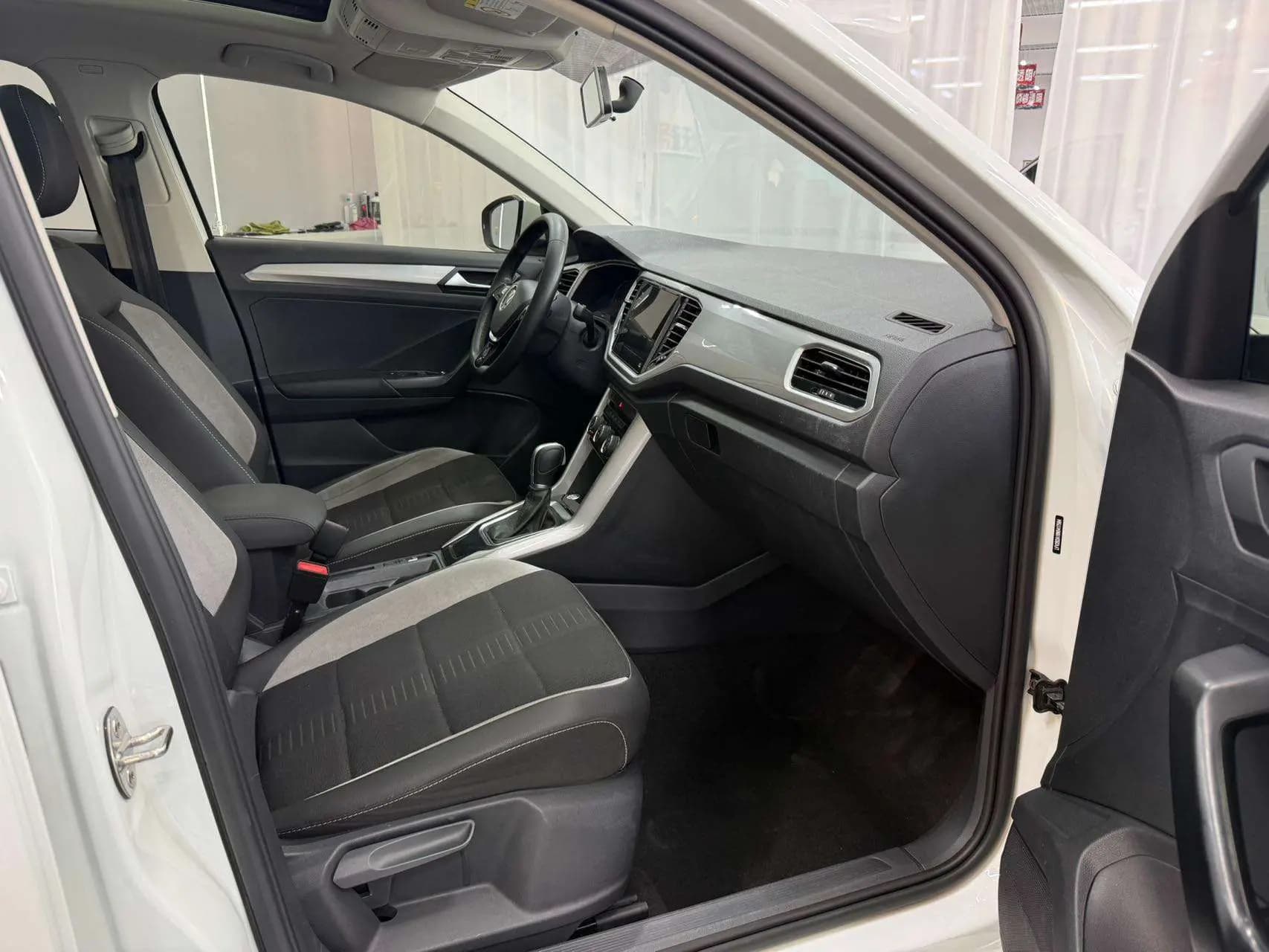 Volkswagen T-Roc 2022 г. 38127 км. — фото 14