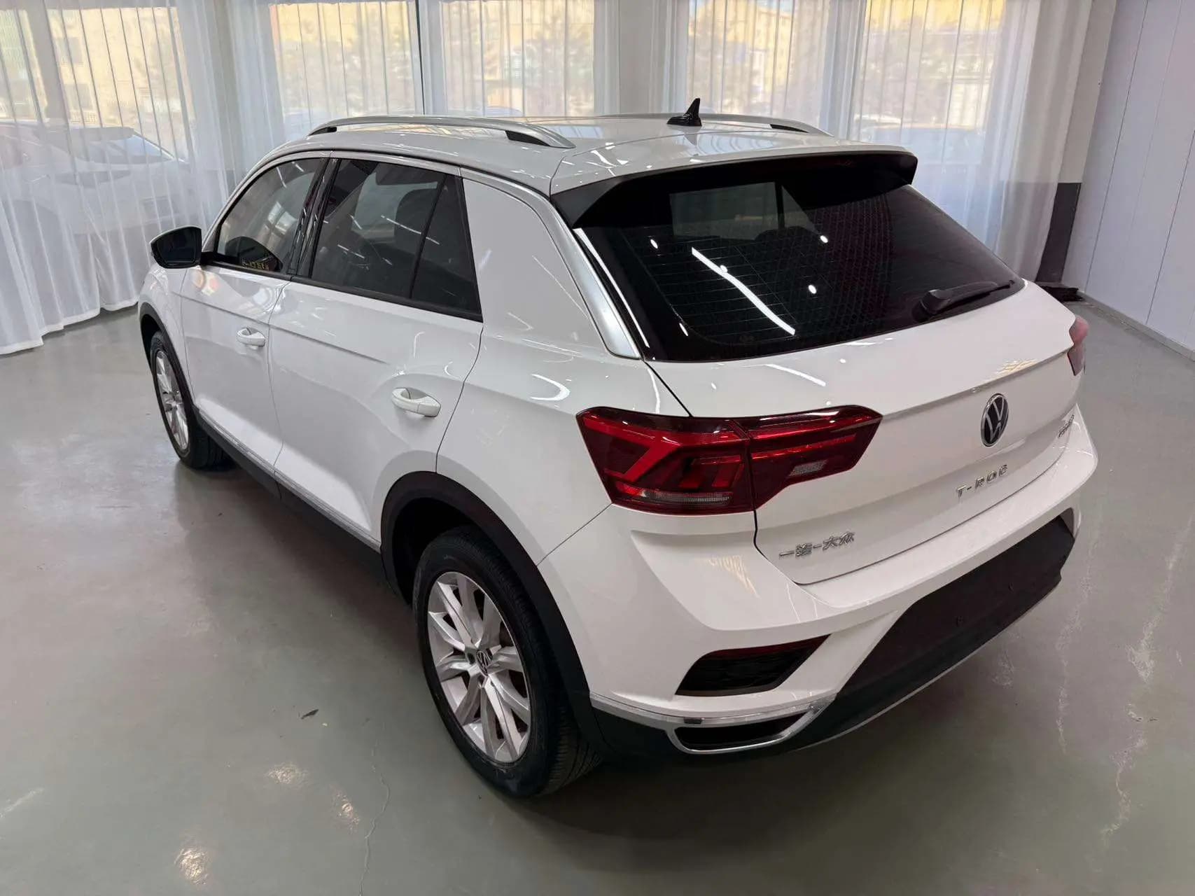 Volkswagen T-Roc 2022 г. 38127 км. — фото 4