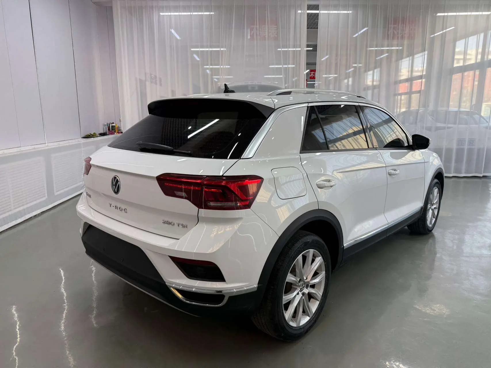 Volkswagen T-Roc 2022 г. 38127 км. — фото 6