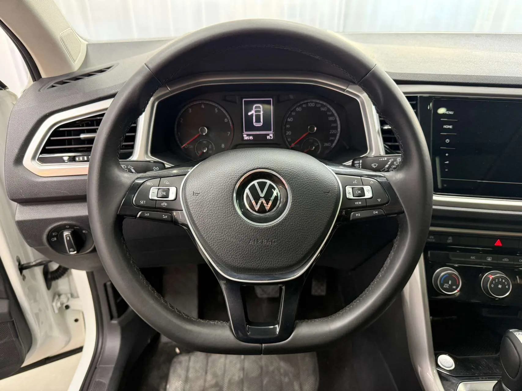 Volkswagen T-Roc 2022 г. 38127 км. — фото 10