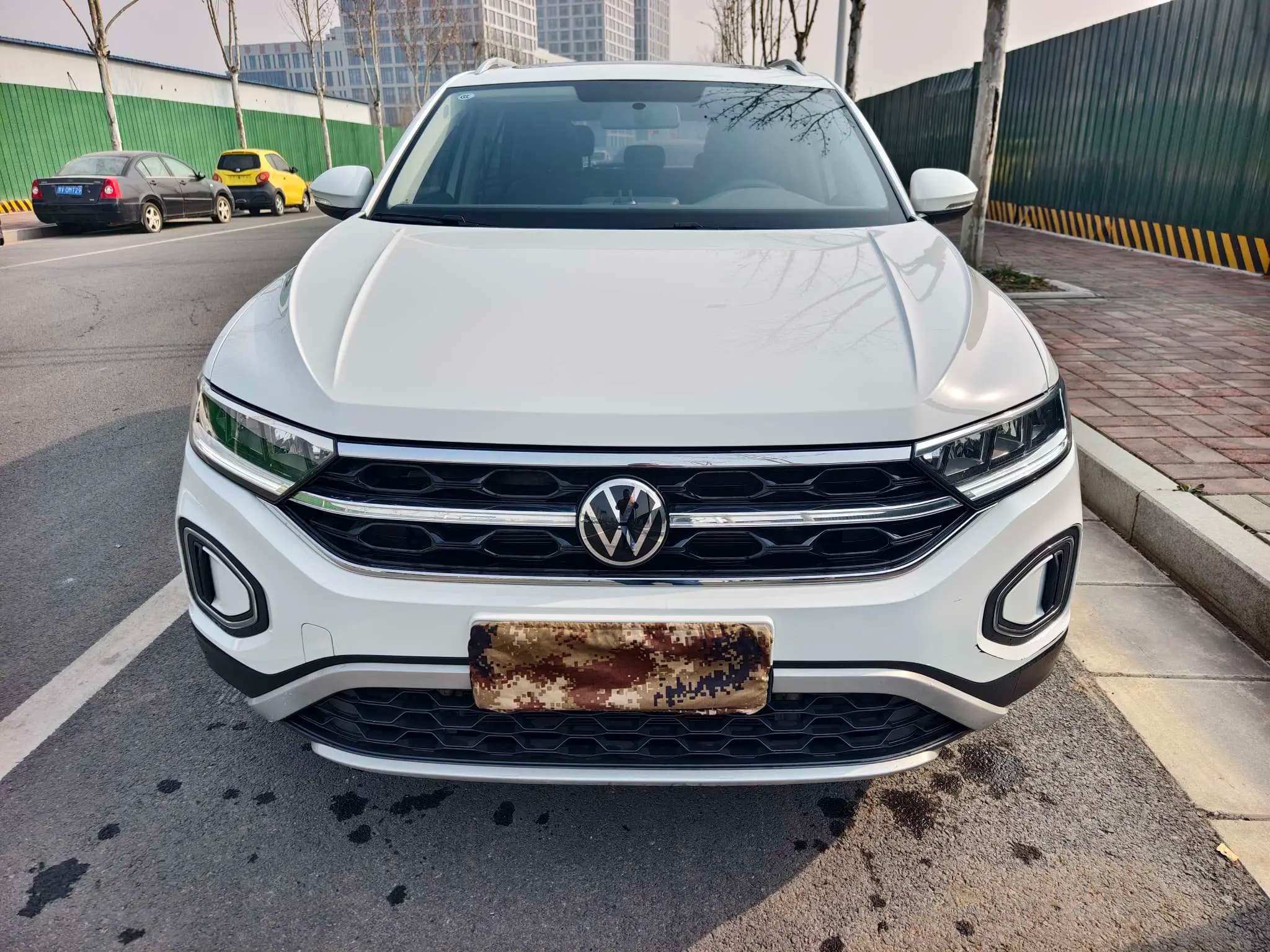Volkswagen T-Roc 2024 г. 42128 км. — фото 2