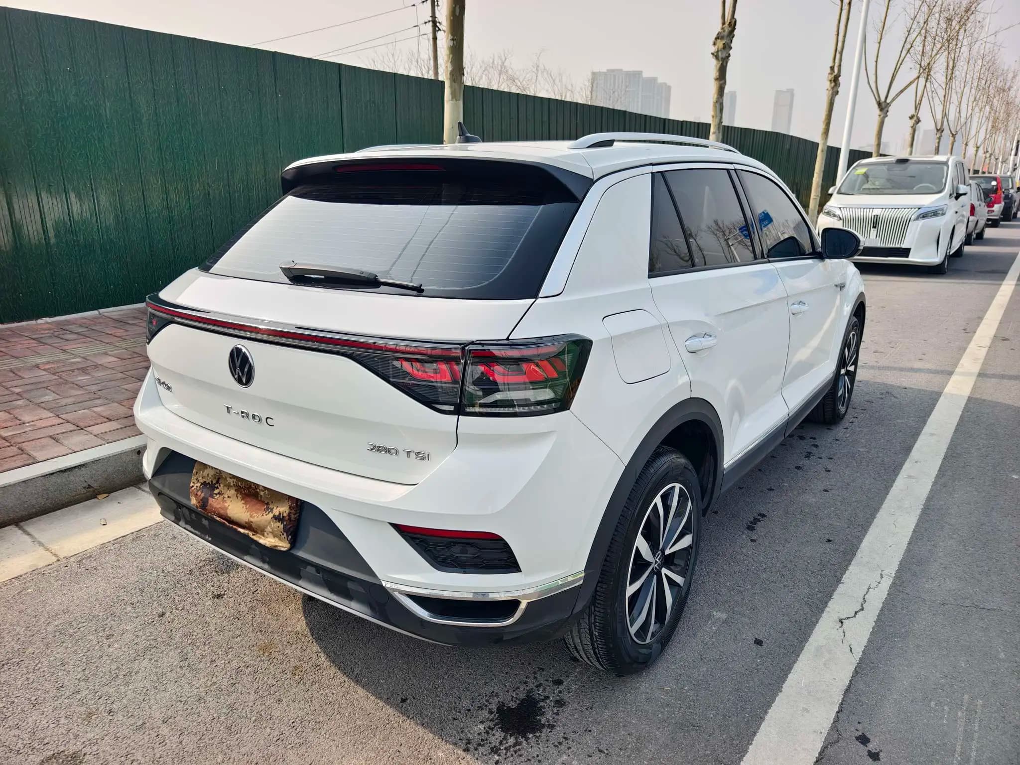 Volkswagen T-Roc 2024 г. 42128 км. — фото 5