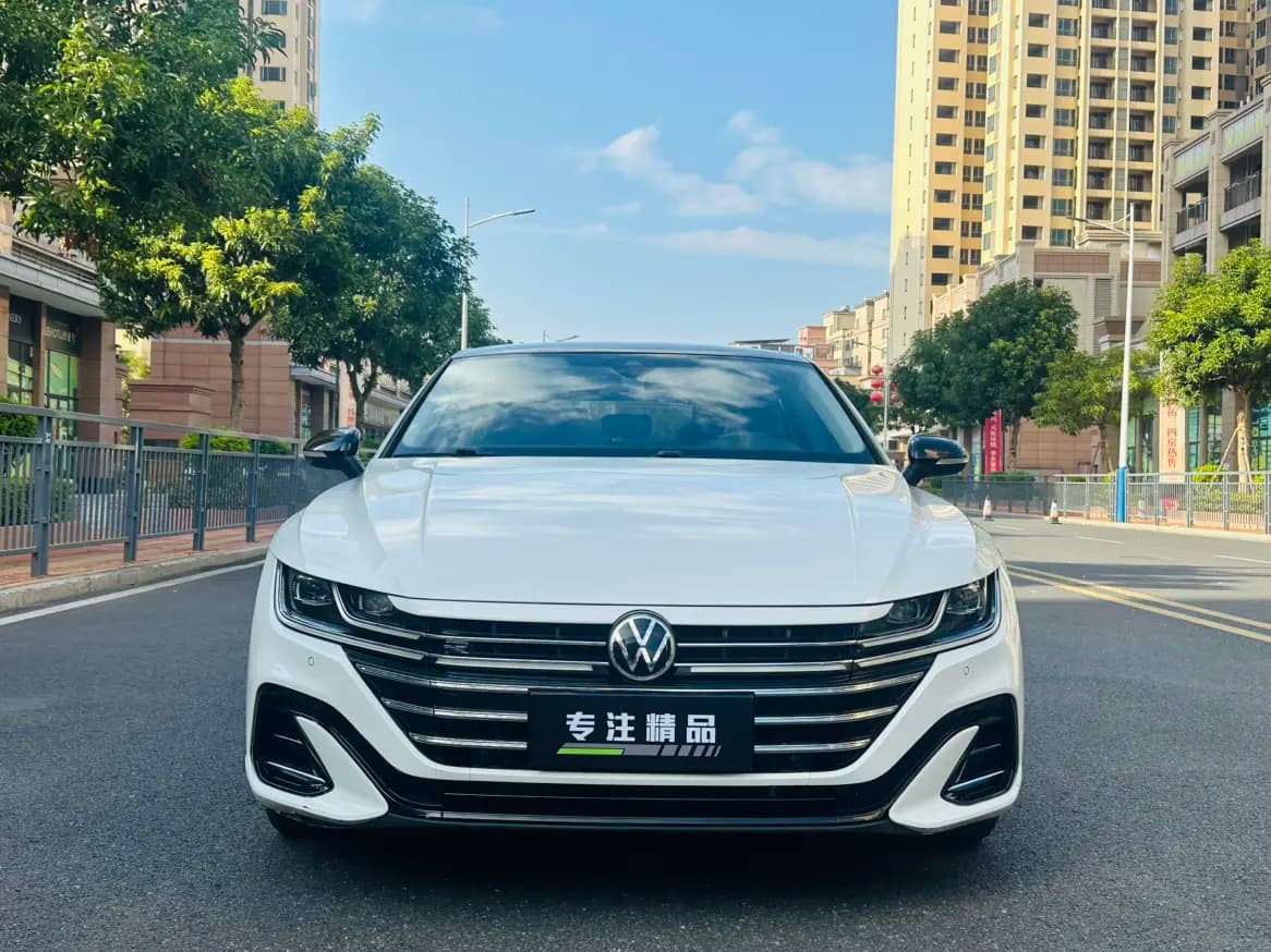 Volkswagen Arteon 2023 г. 56382 км. — фото 2