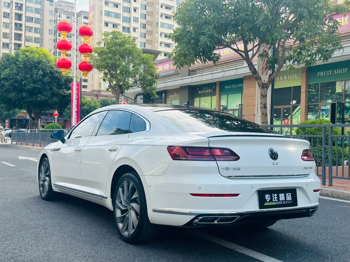 Volkswagen Arteon 2023 г. 56382 км. — фото 4