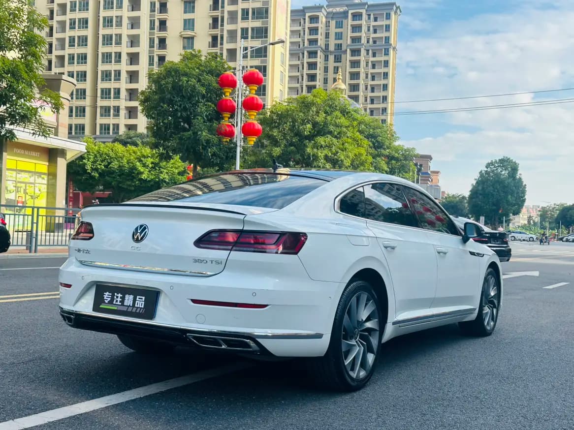 Volkswagen Arteon 2023 г. 56382 км. — фото 5