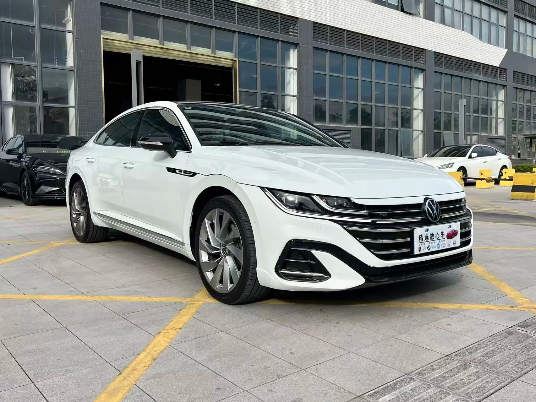 Volkswagen Arteon 2023 г. 45084 км. — фото 3