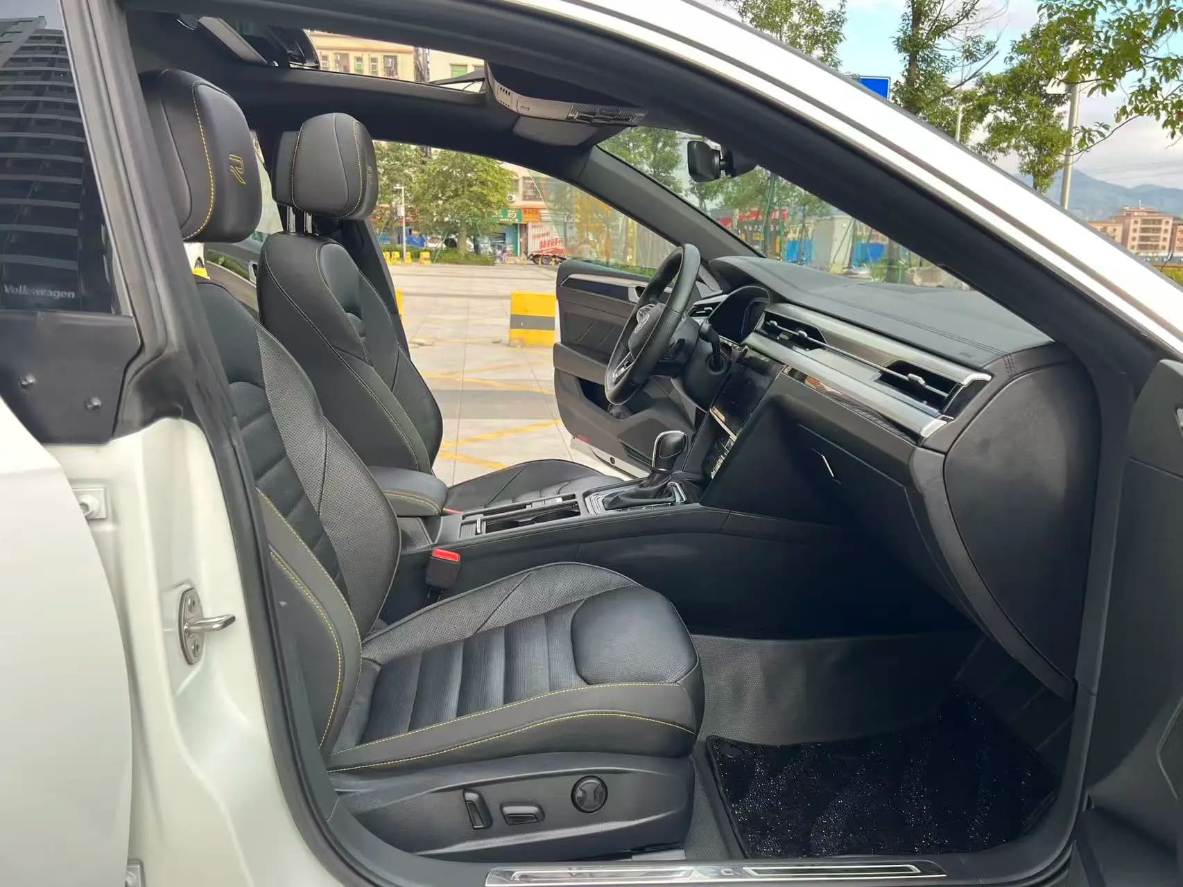 Volkswagen Arteon 2023 г. 45084 км. — фото 10