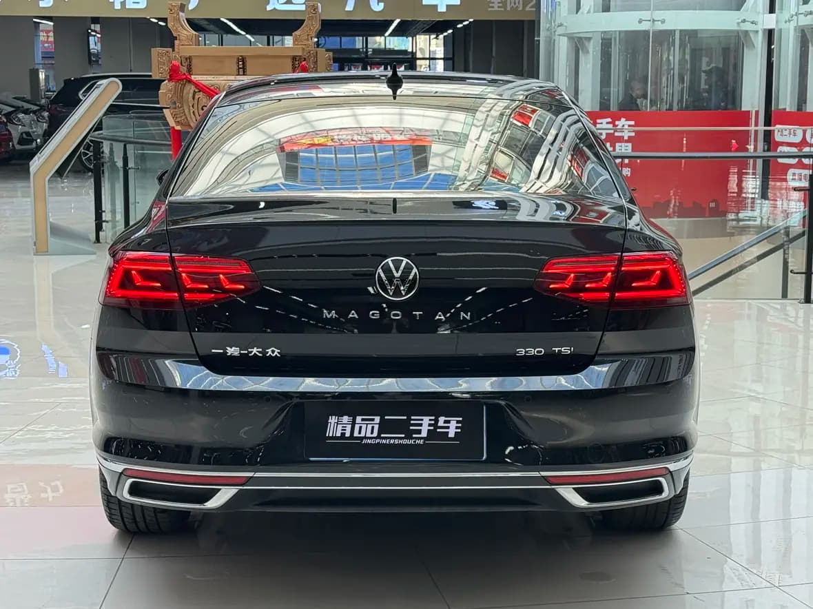 Volkswagen Magotan 2022 г. 130059 км. — фото 4