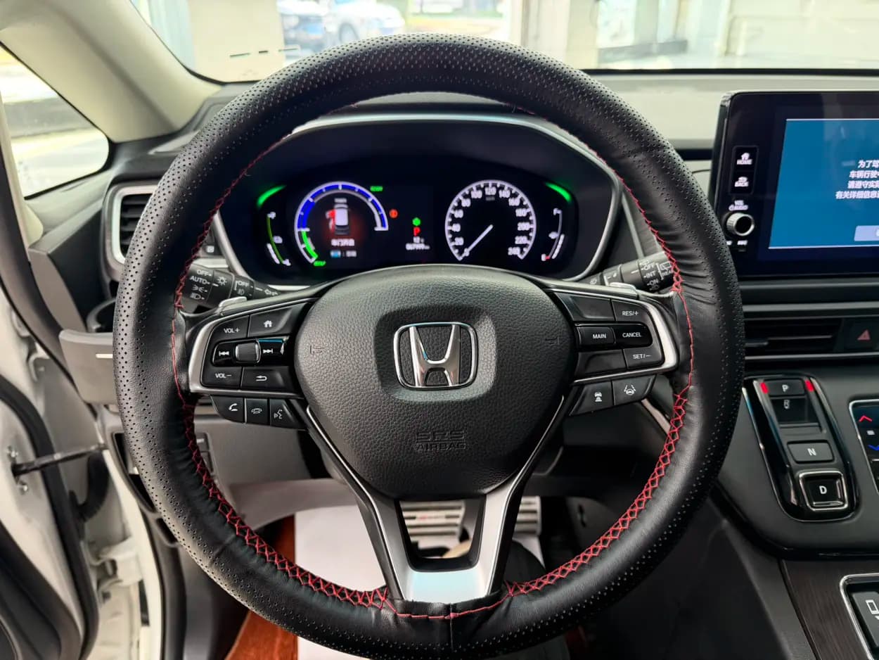 Honda Elysion 2022 г. 67062 км. — фото 15