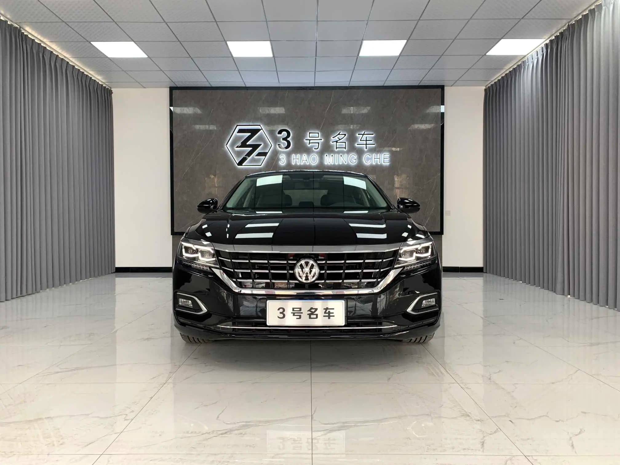 Volkswagen Passat 2021 г. 77124 км. — фото 2