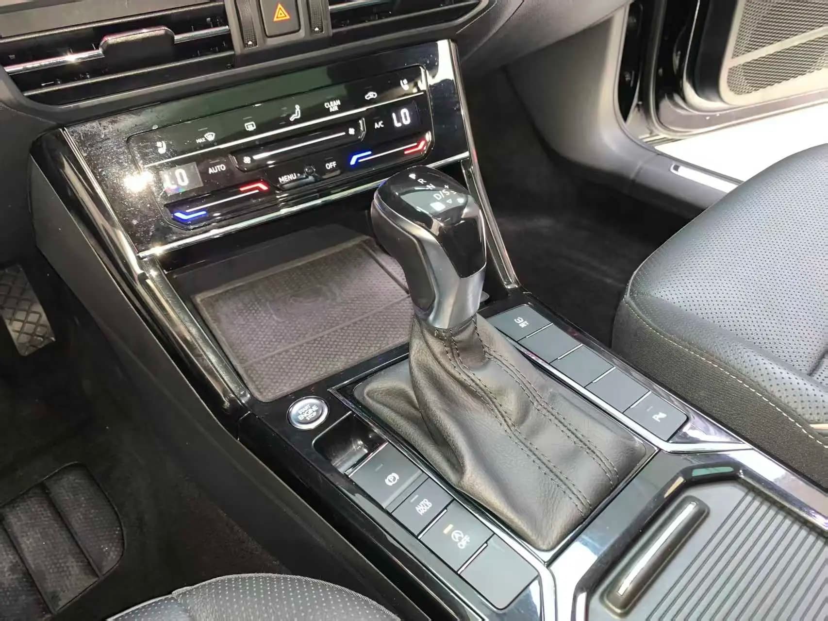 Volkswagen Passat 2021 г. 77124 км. — фото 11