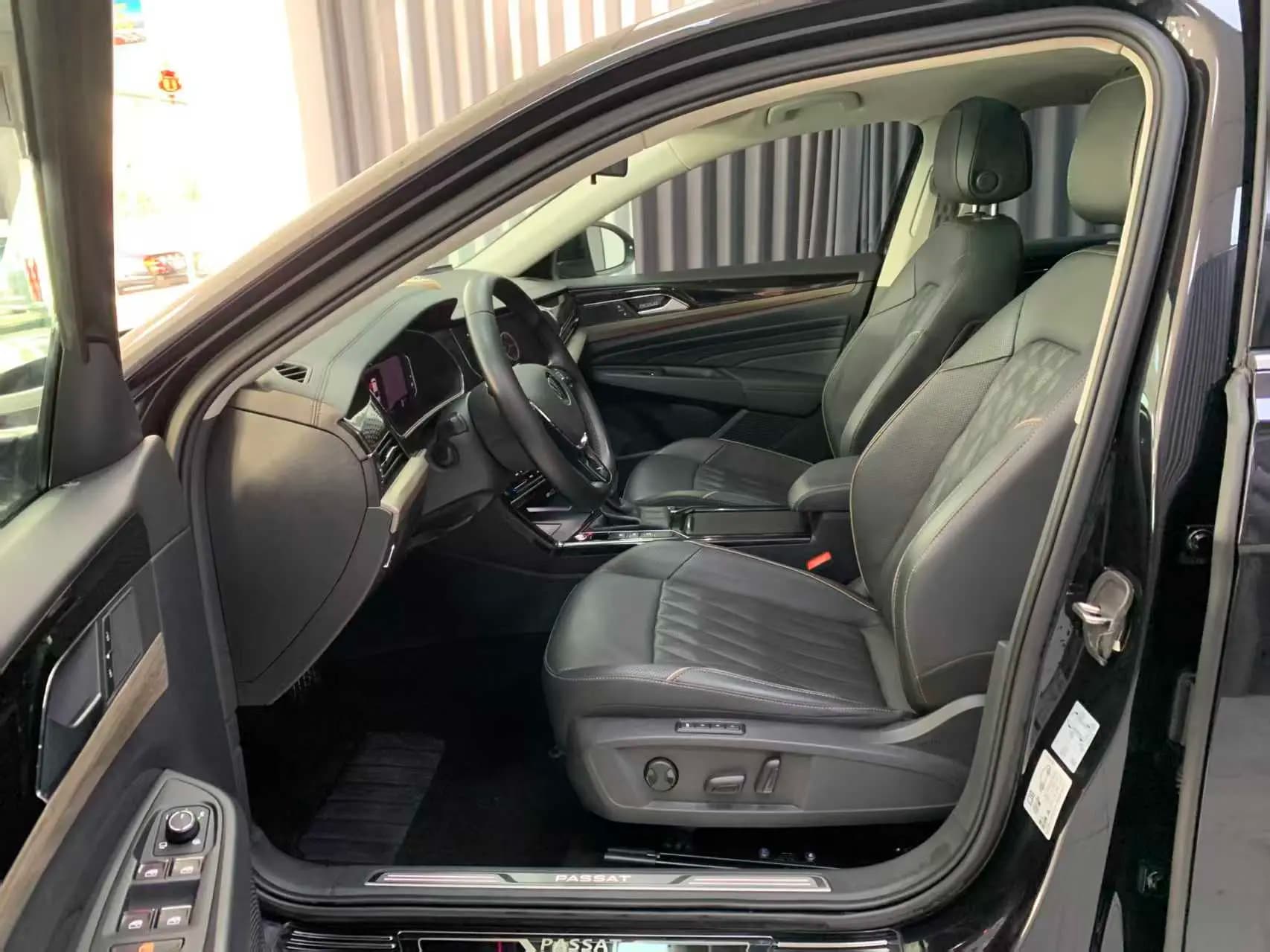 Volkswagen Passat 2021 г. 77124 км. — фото 14