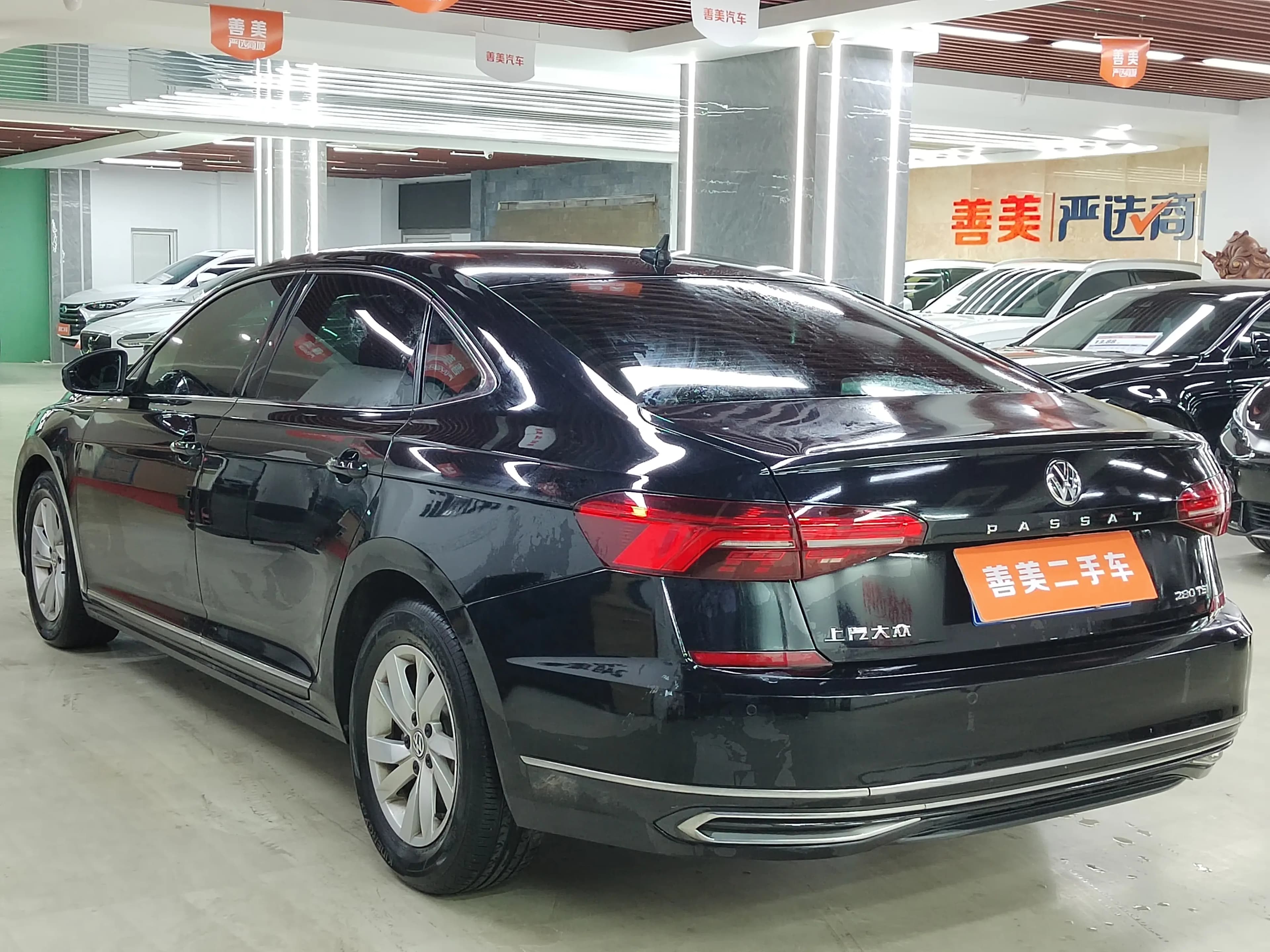Volkswagen Passat 2021 г. 92125 км. — фото 2