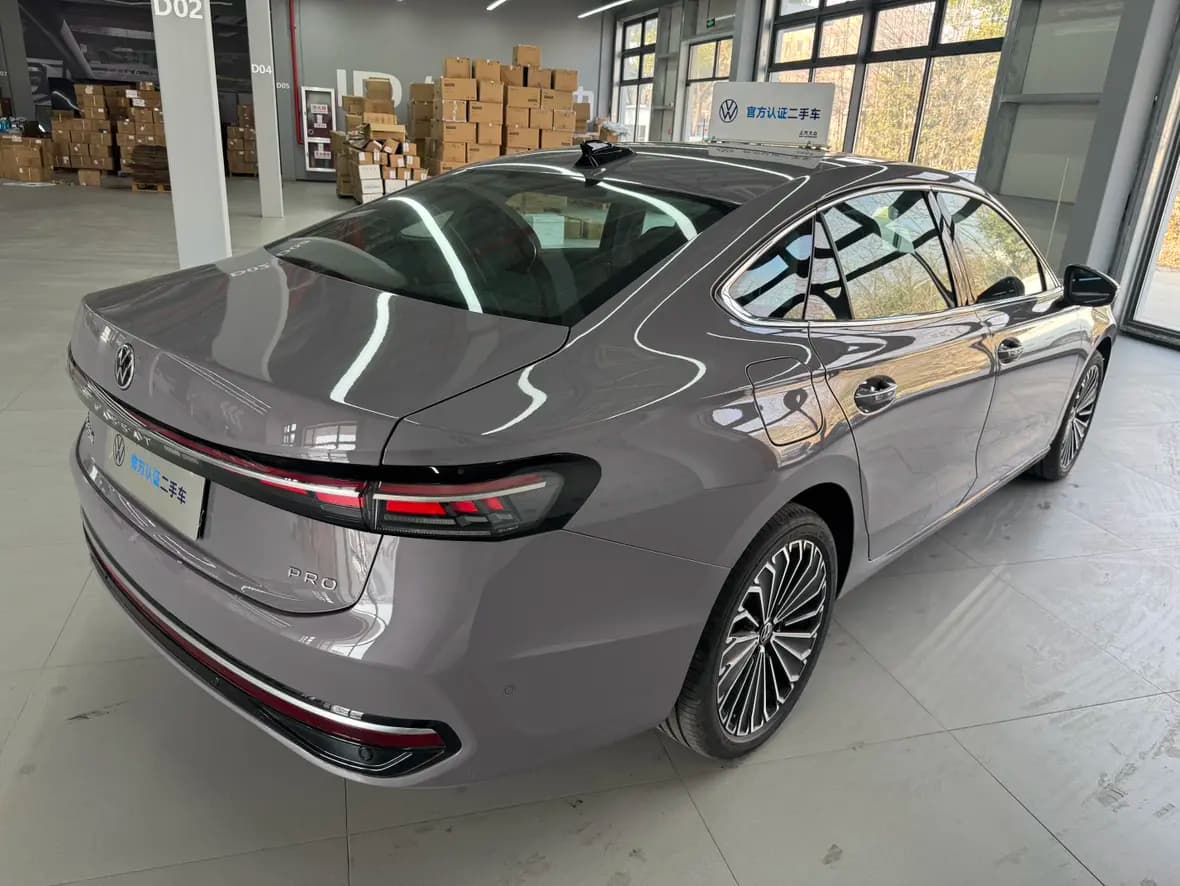 Volkswagen Passat 2025 г. 2188 км. — фото 4