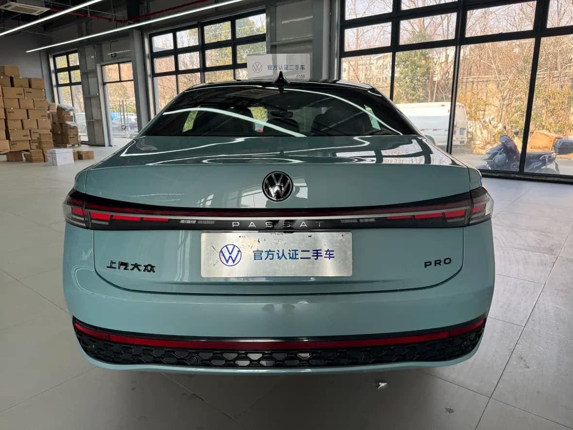Volkswagen Passat 2025 г. 5889 км. — фото 3