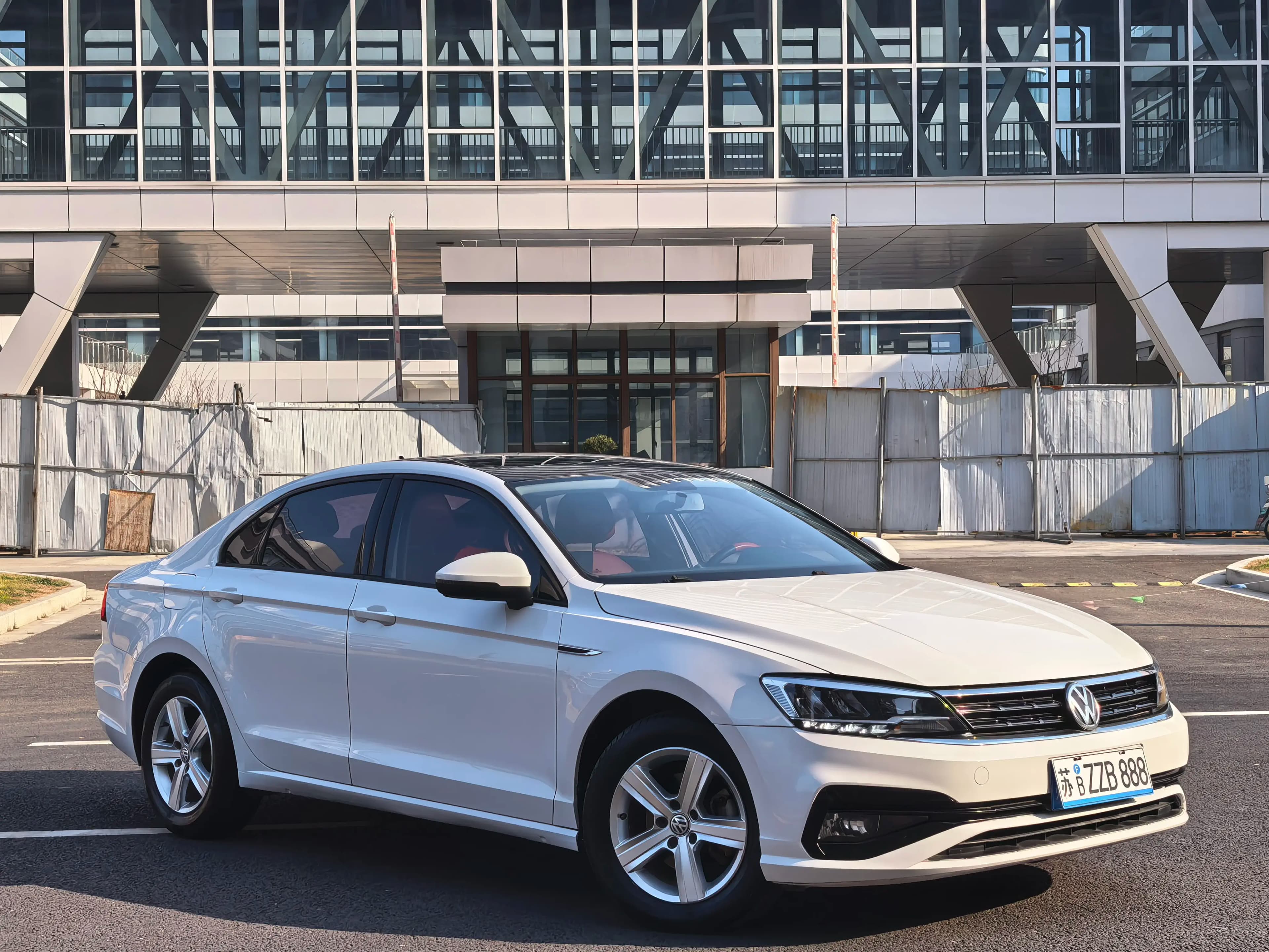 Volkswagen Lamando 2021 г. 51117 км. — фото 2