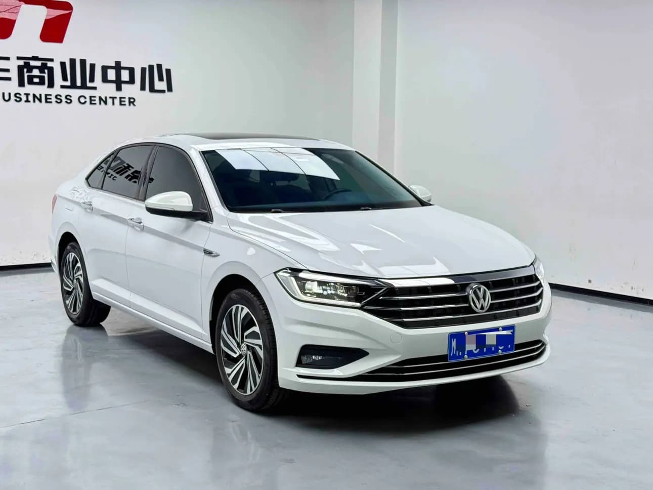 Volkswagen Sagitar 2021 г. 12013 км. — фото 3
