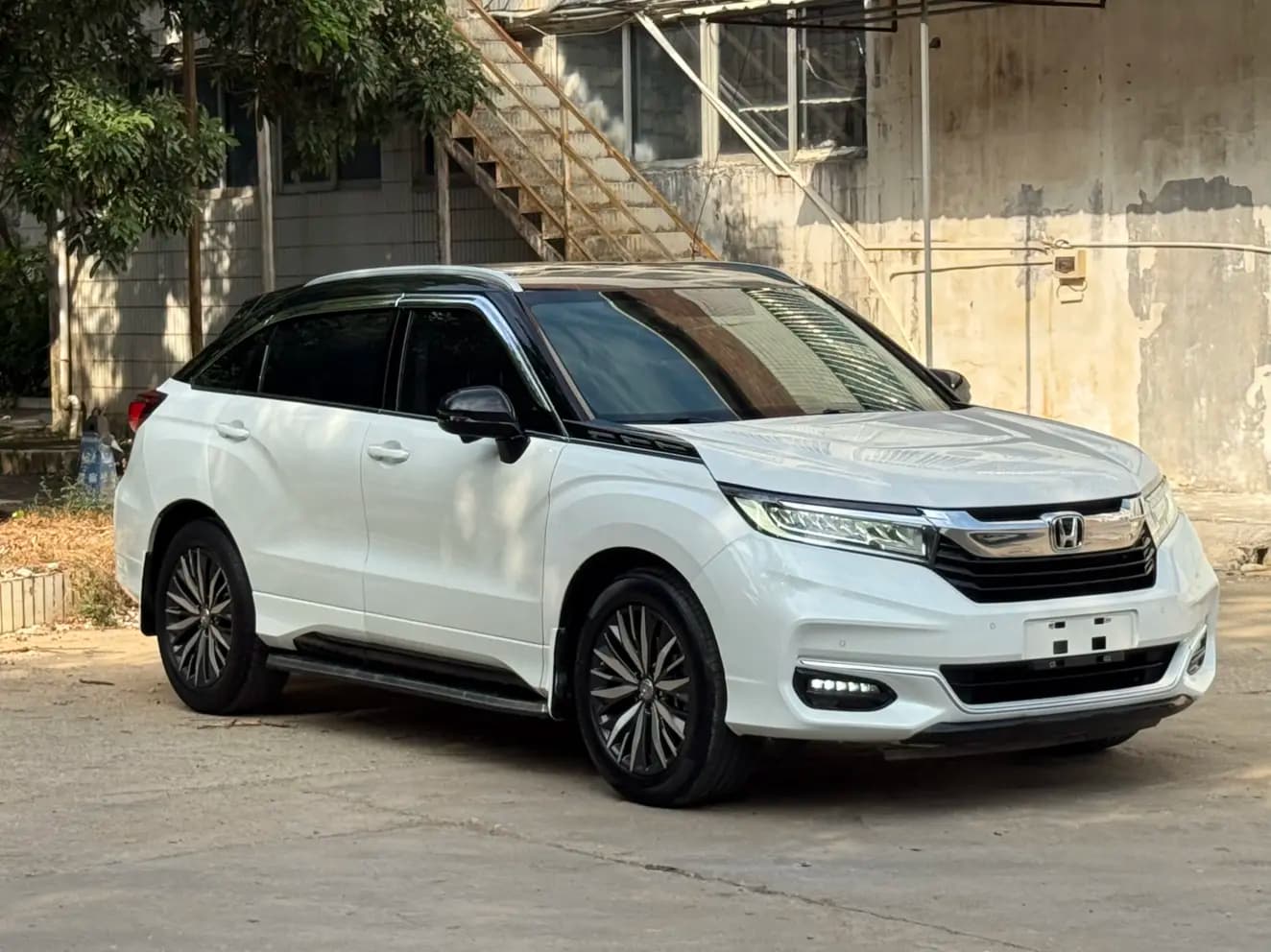 Honda Avancier 2021 г. 58030 км. — фото 3