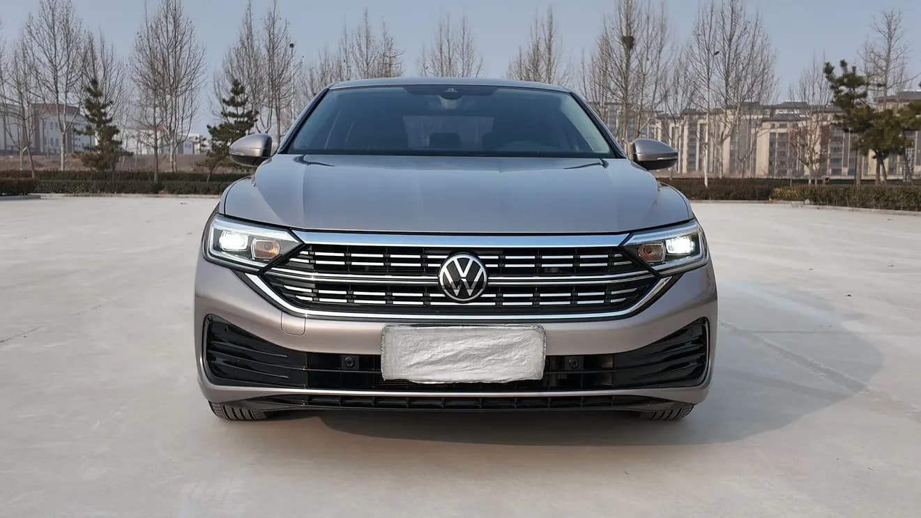 Volkswagen Sagitar 2022 г. 24120 км. — фото 2
