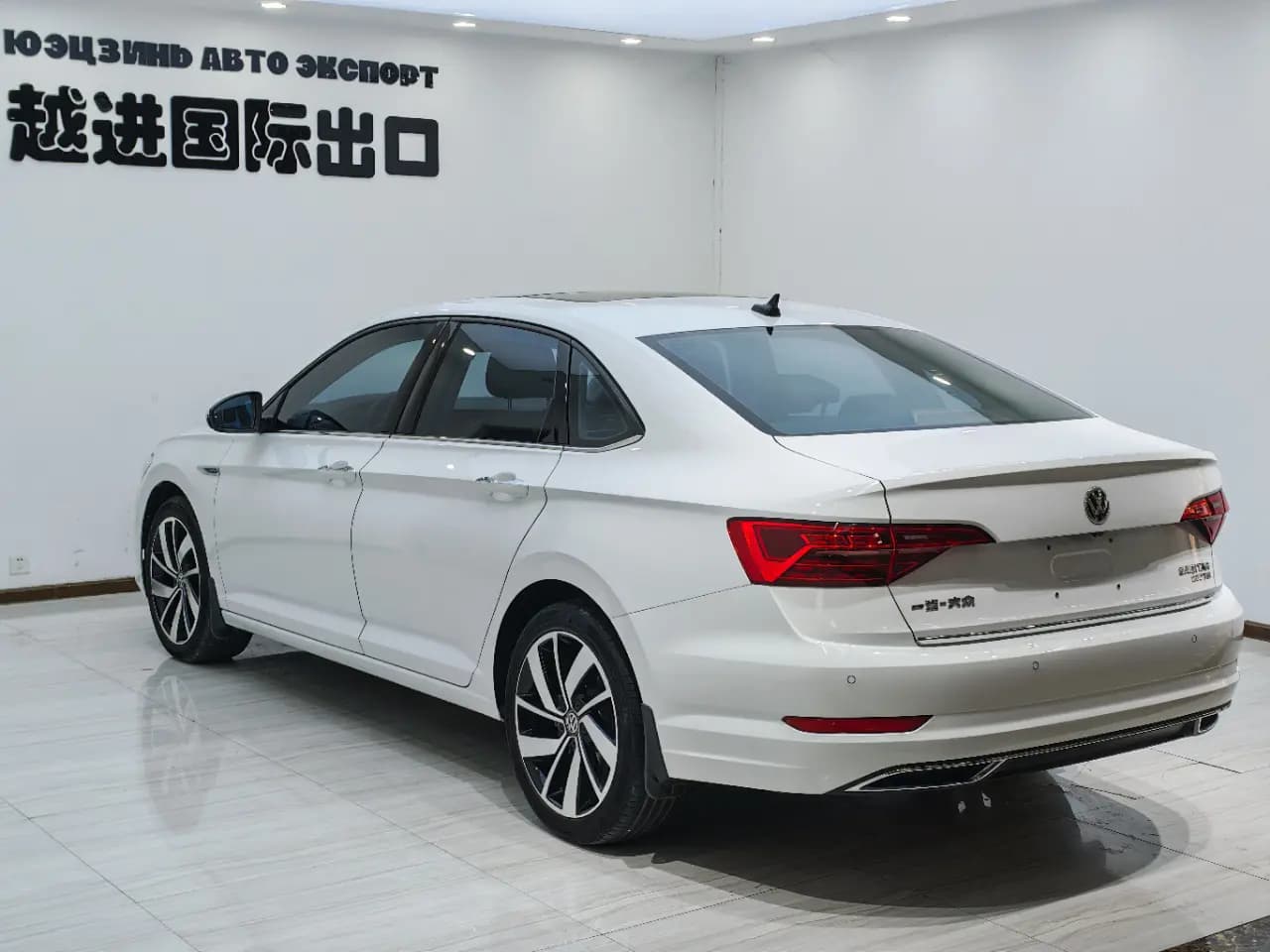 Volkswagen Sagitar 2022 г. 50121 км. — фото 4