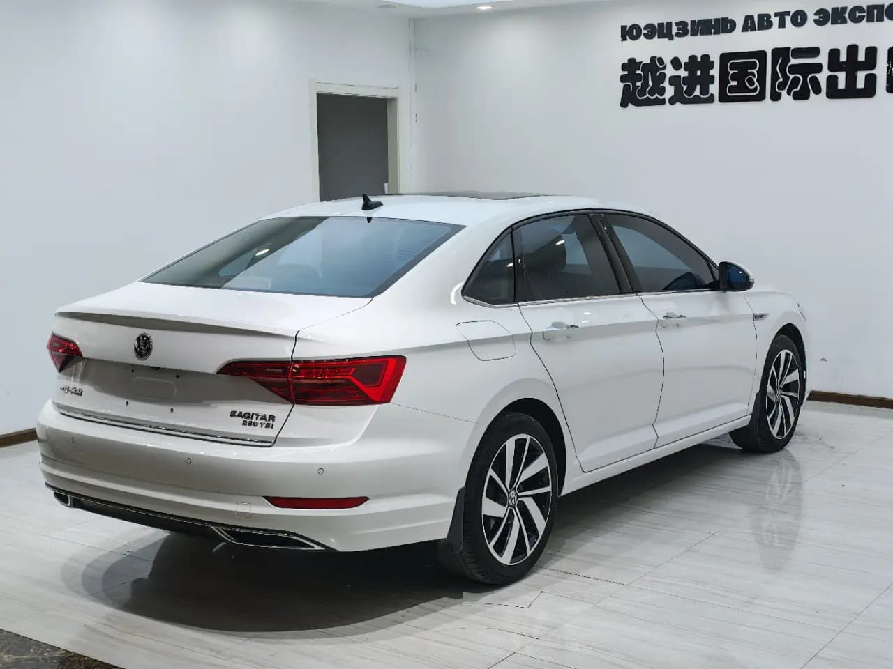 Volkswagen Sagitar 2022 г. 50121 км. — фото 6