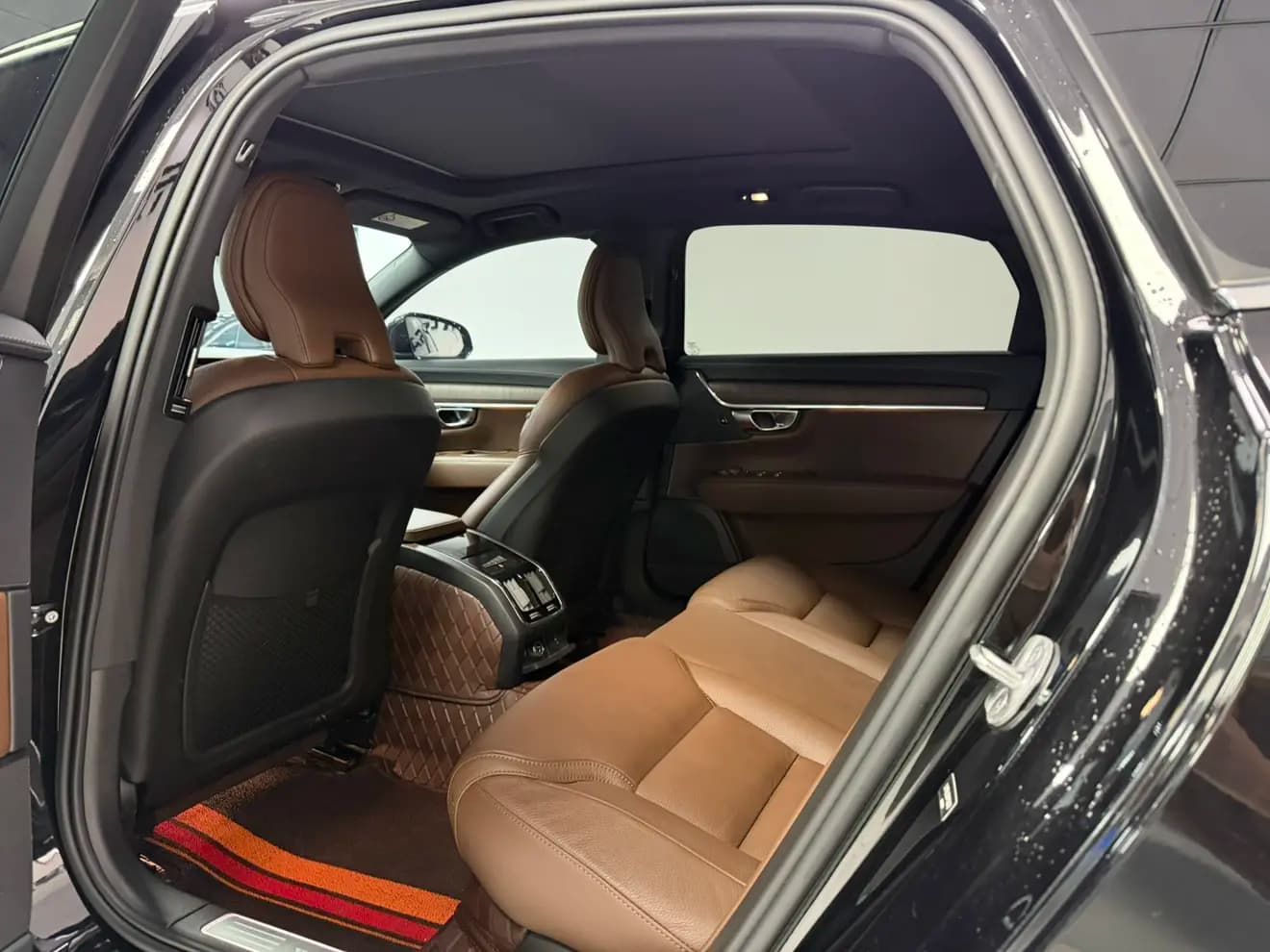 Volvo S90 2023 г. 23004 км. — фото 16