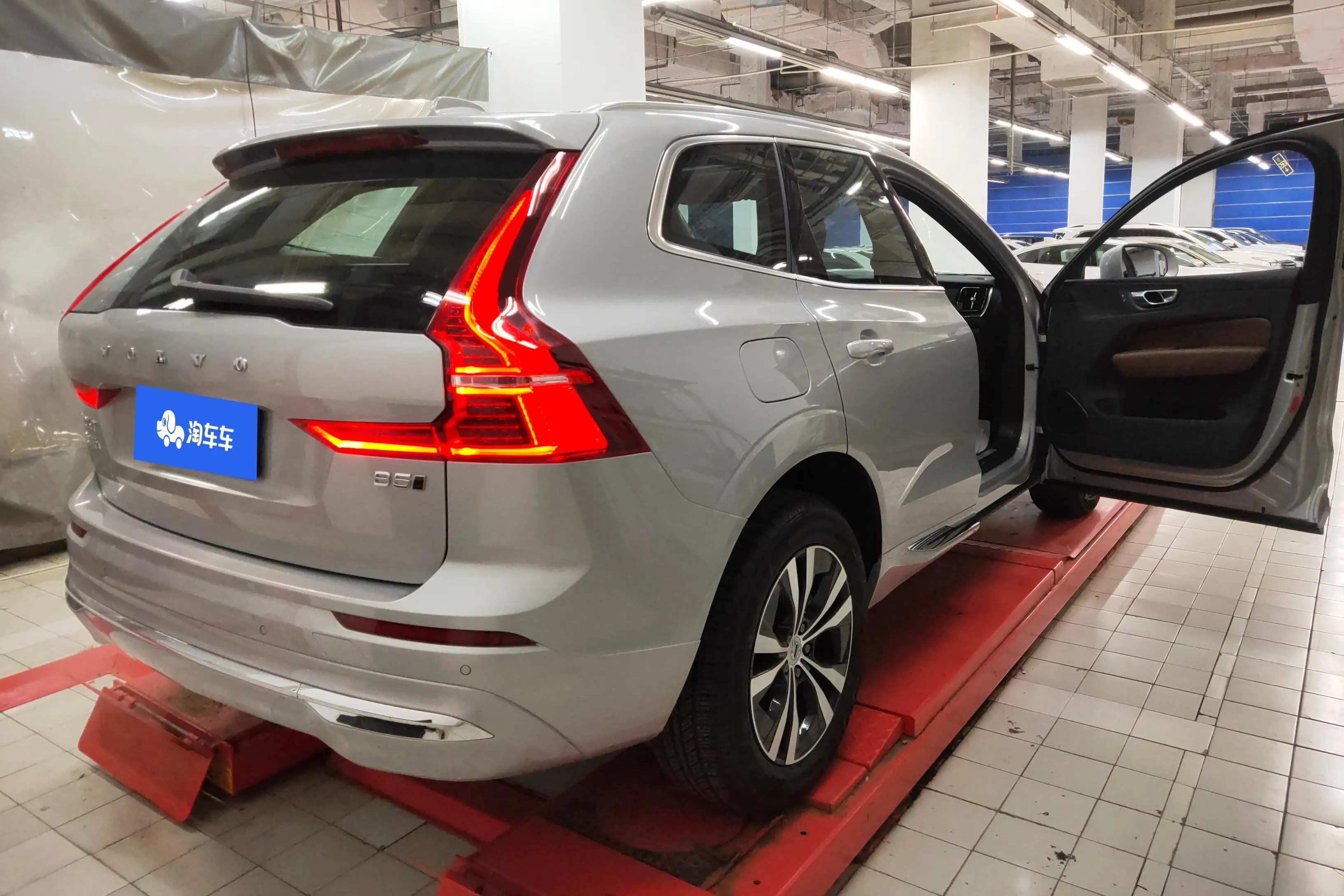 Volvo XC60 2024 г. 21795 км. — фото 3