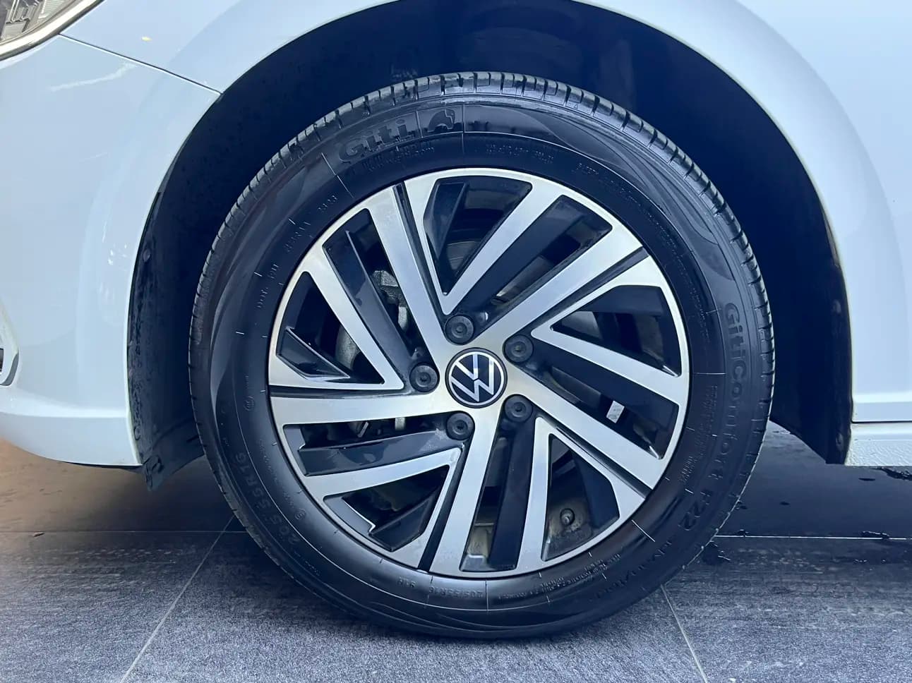Volkswagen Lavida 2024 г. 18000 км. — фото 7