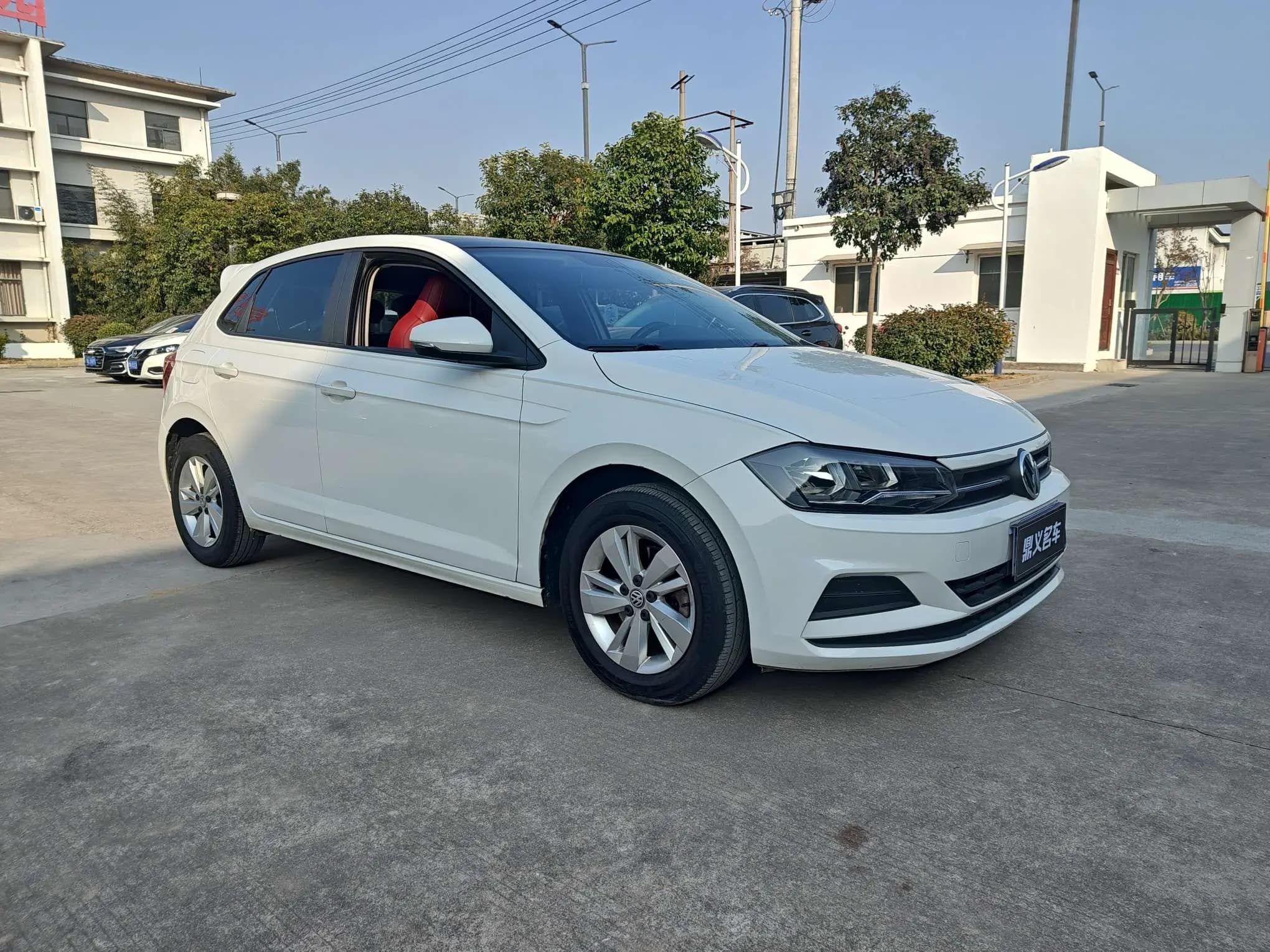 Volkswagen Polo 2021 г. 44050 км. — фото 2